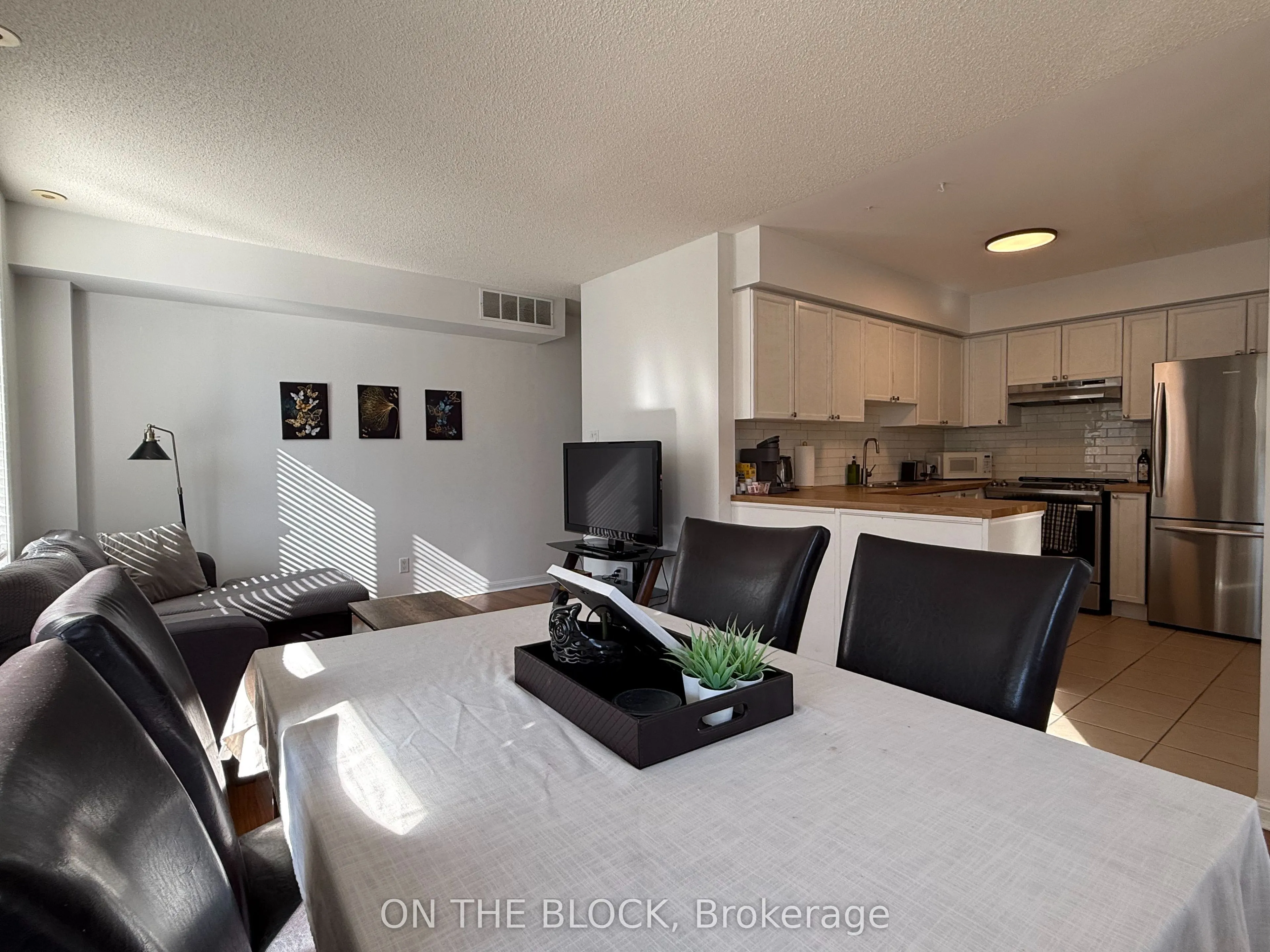 28 Douro Street #223