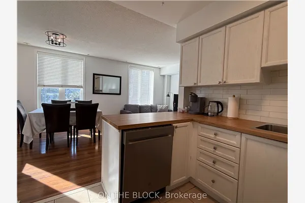 28 Douro Street #223