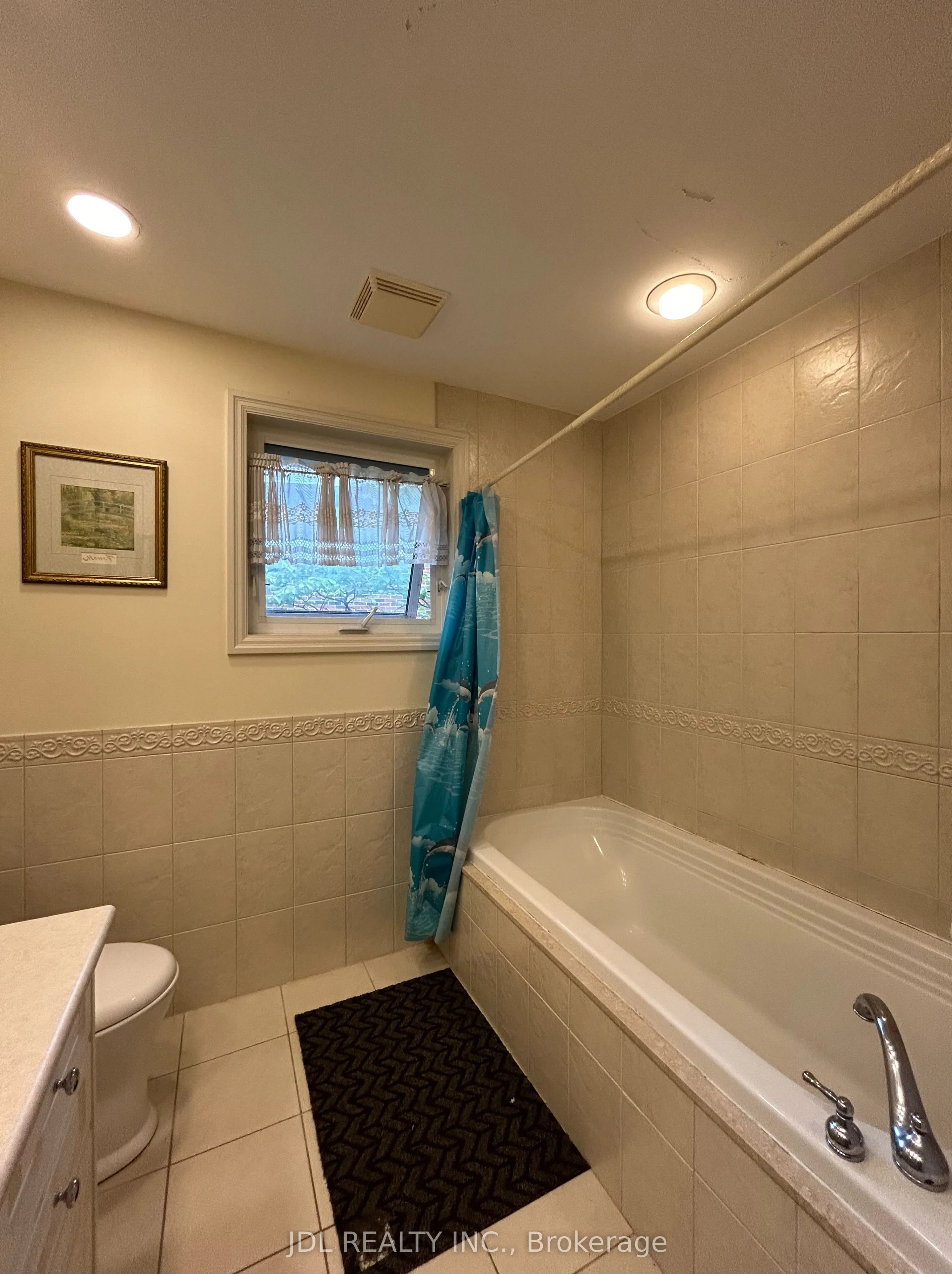 3 Butterfield Dr Drive #Large Bedroom B 2nd Floor