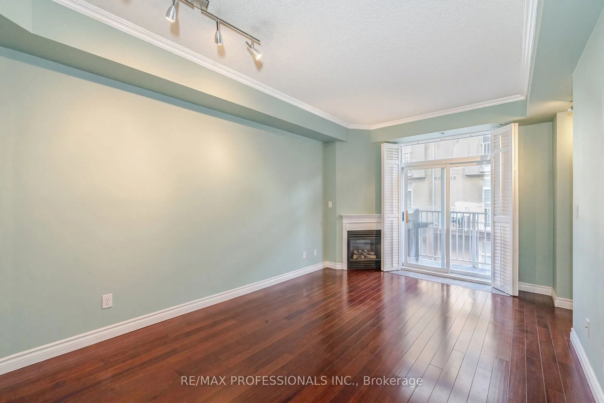 32 Stadium Road #362