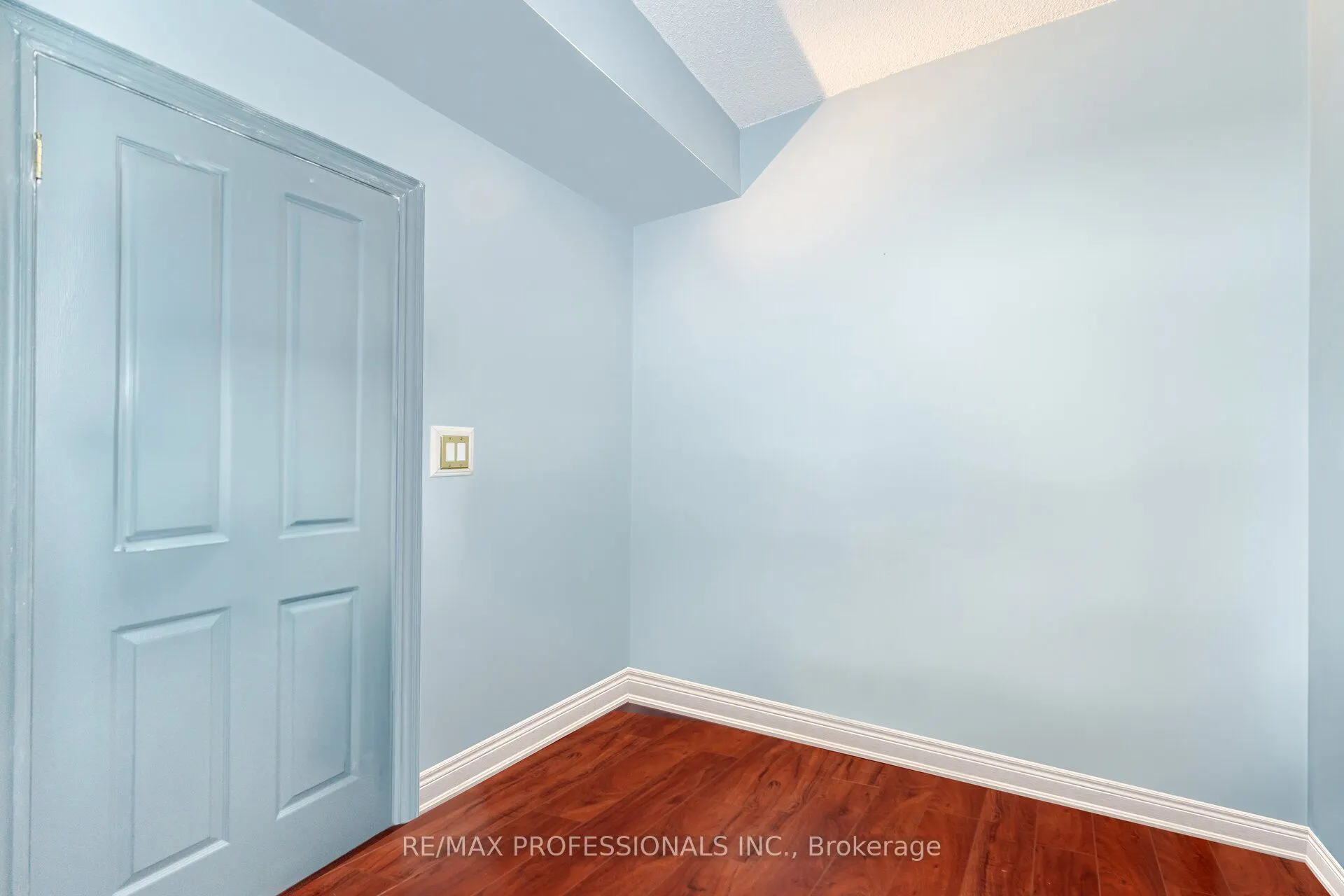 32 Stadium Road #362