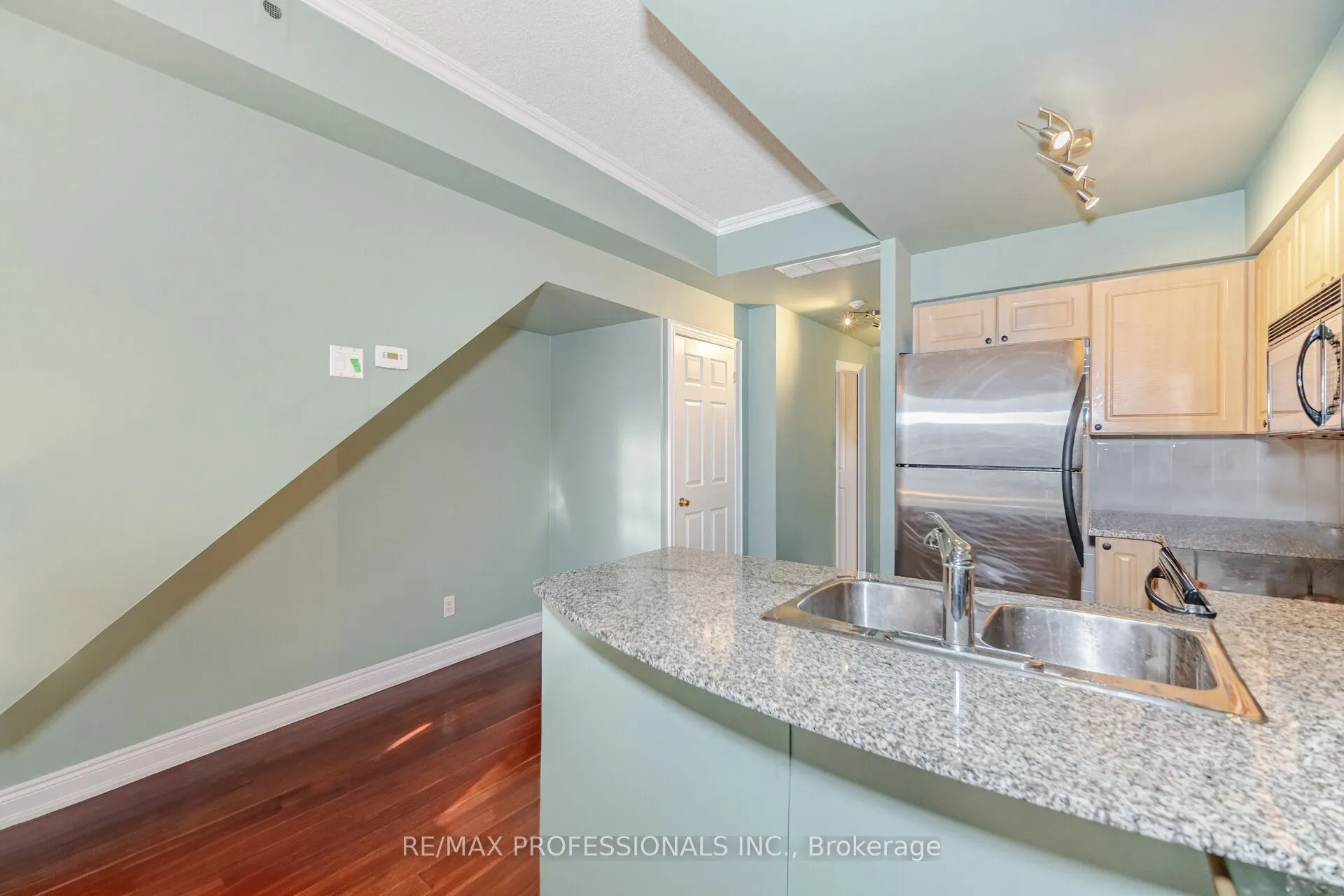 32 Stadium Road #362