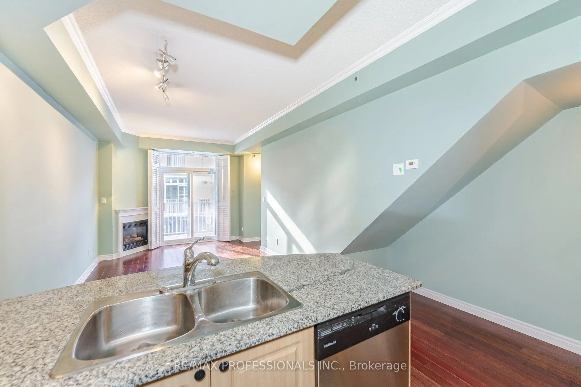 32 Stadium Road #362