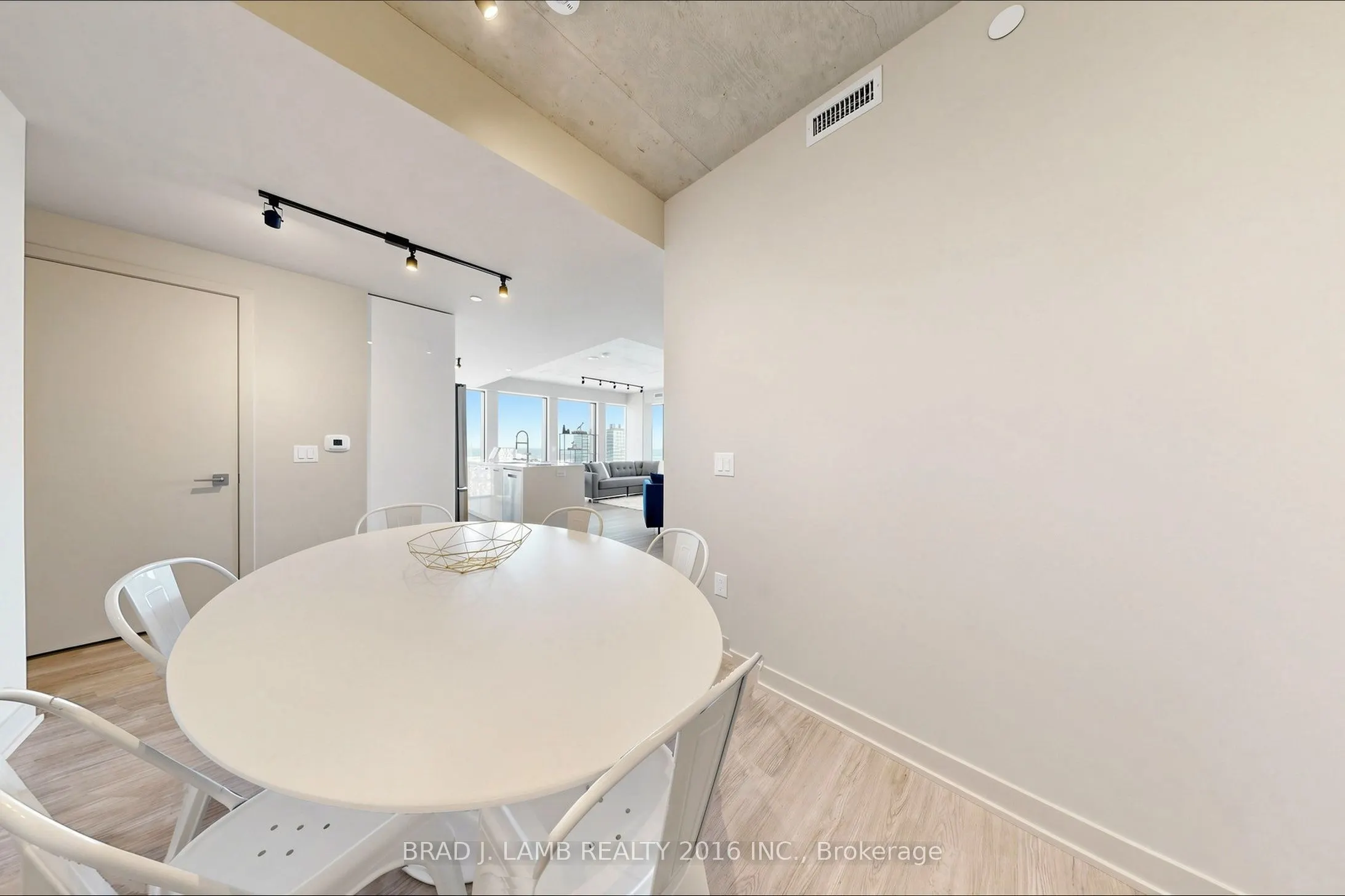 284 King Street E #3001