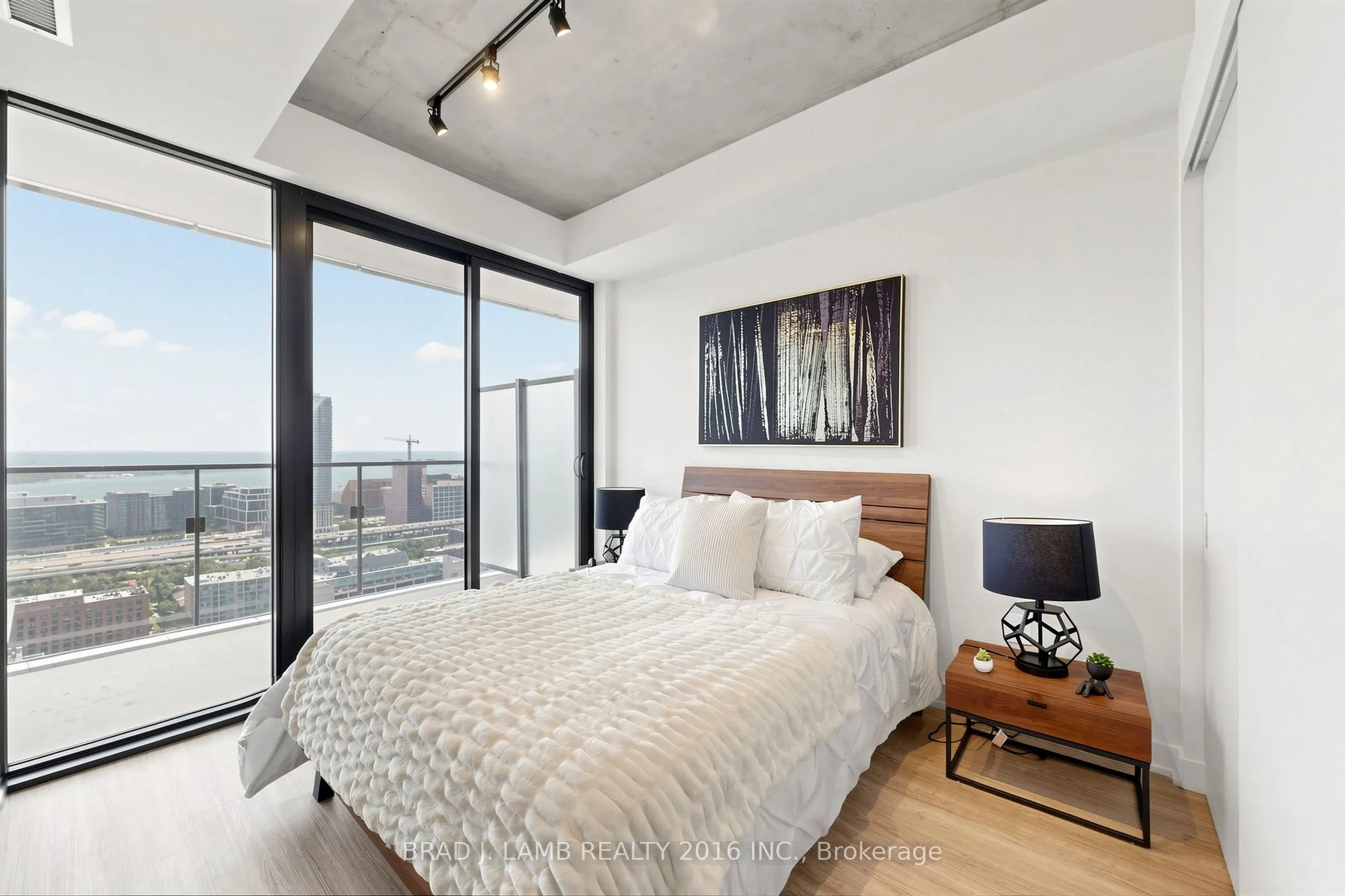 284 King Street E #3001