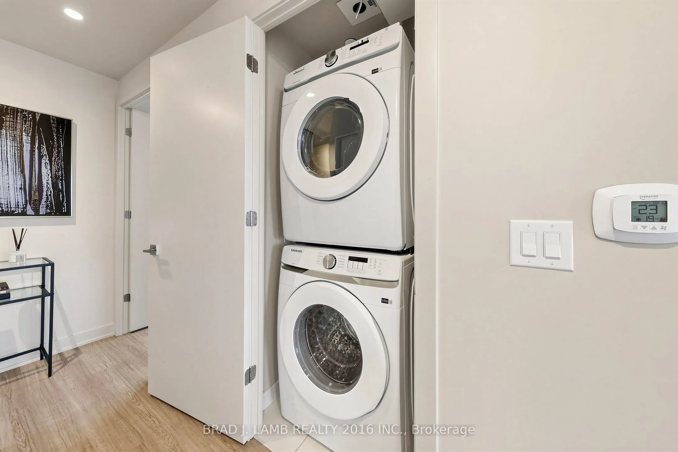 284 King Street E #3001