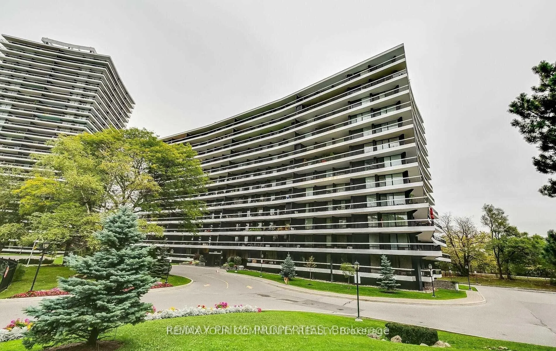 115 Antibes Drive #702