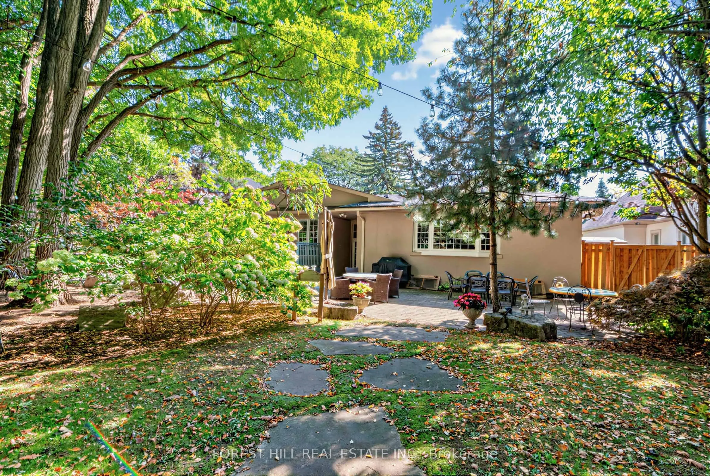 4 Abrams Place