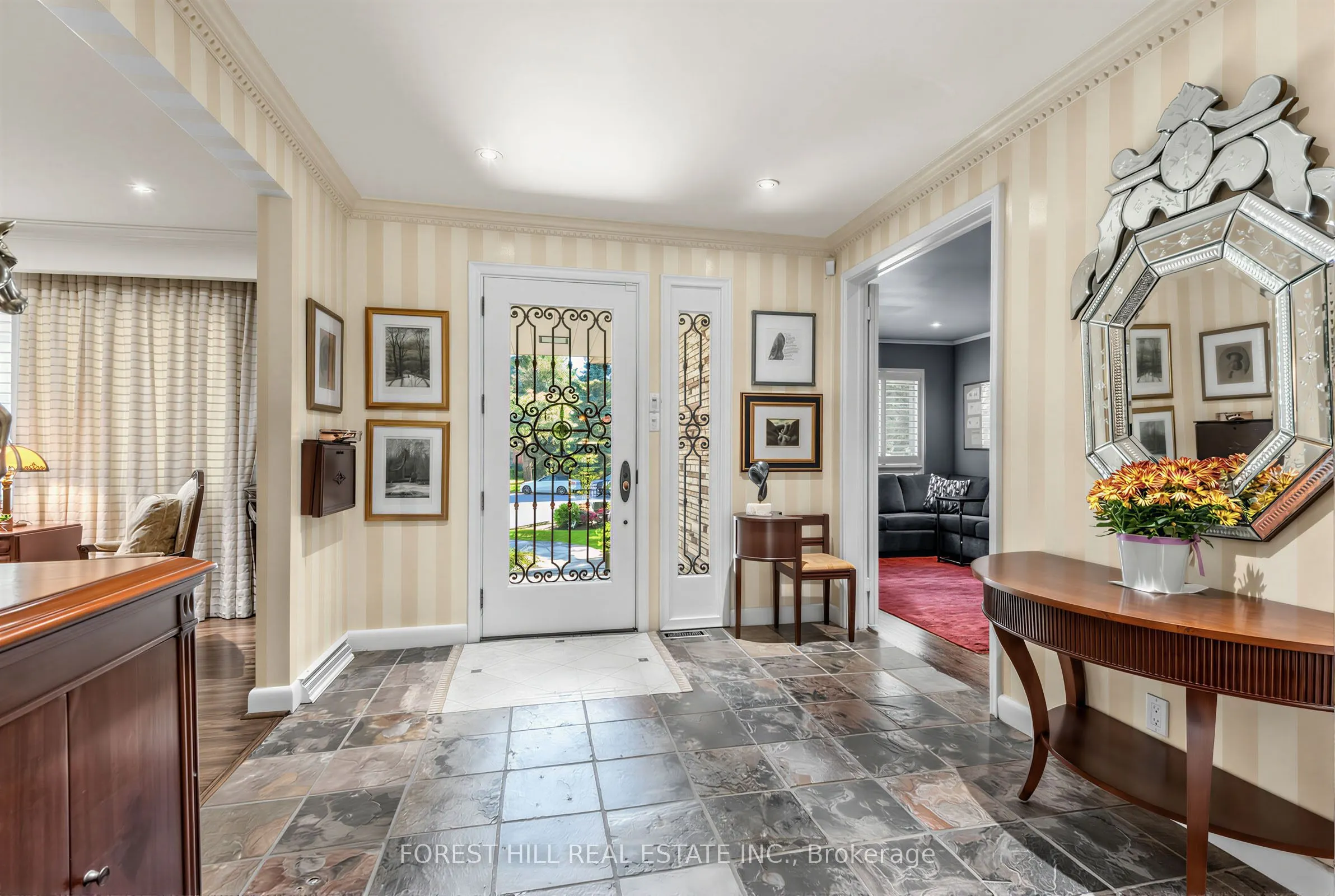 4 Abrams Place