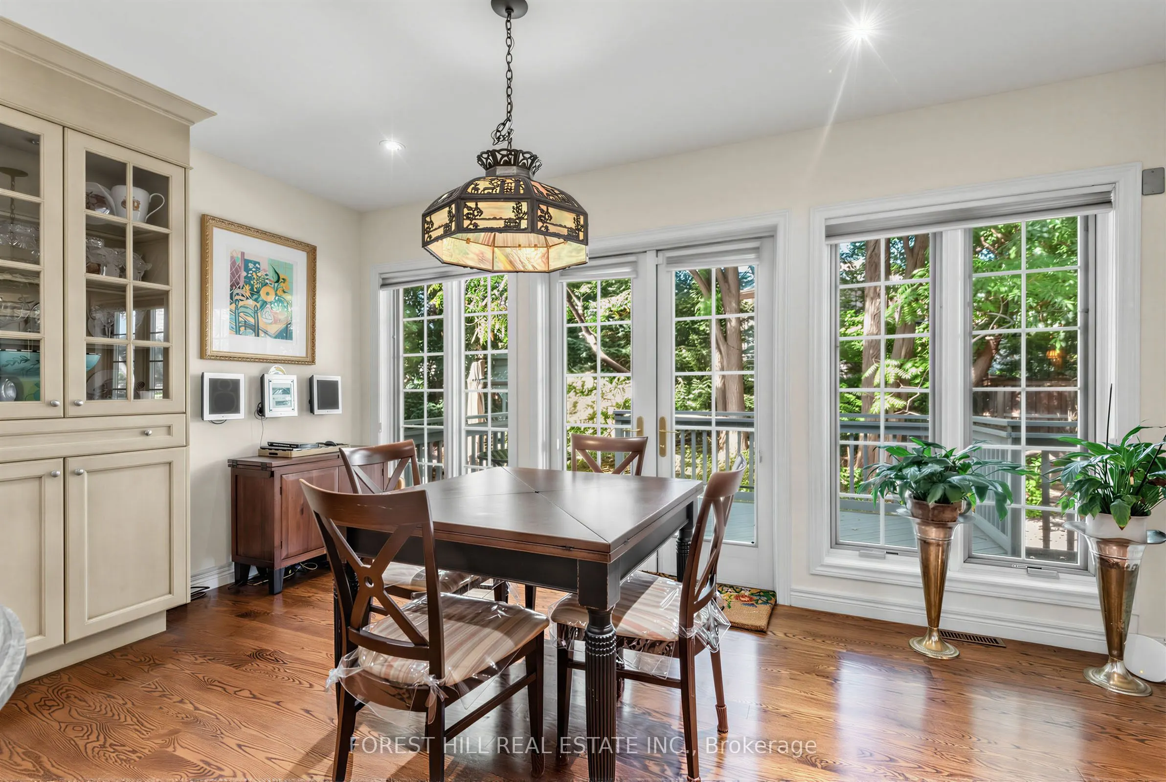 4 Abrams Place