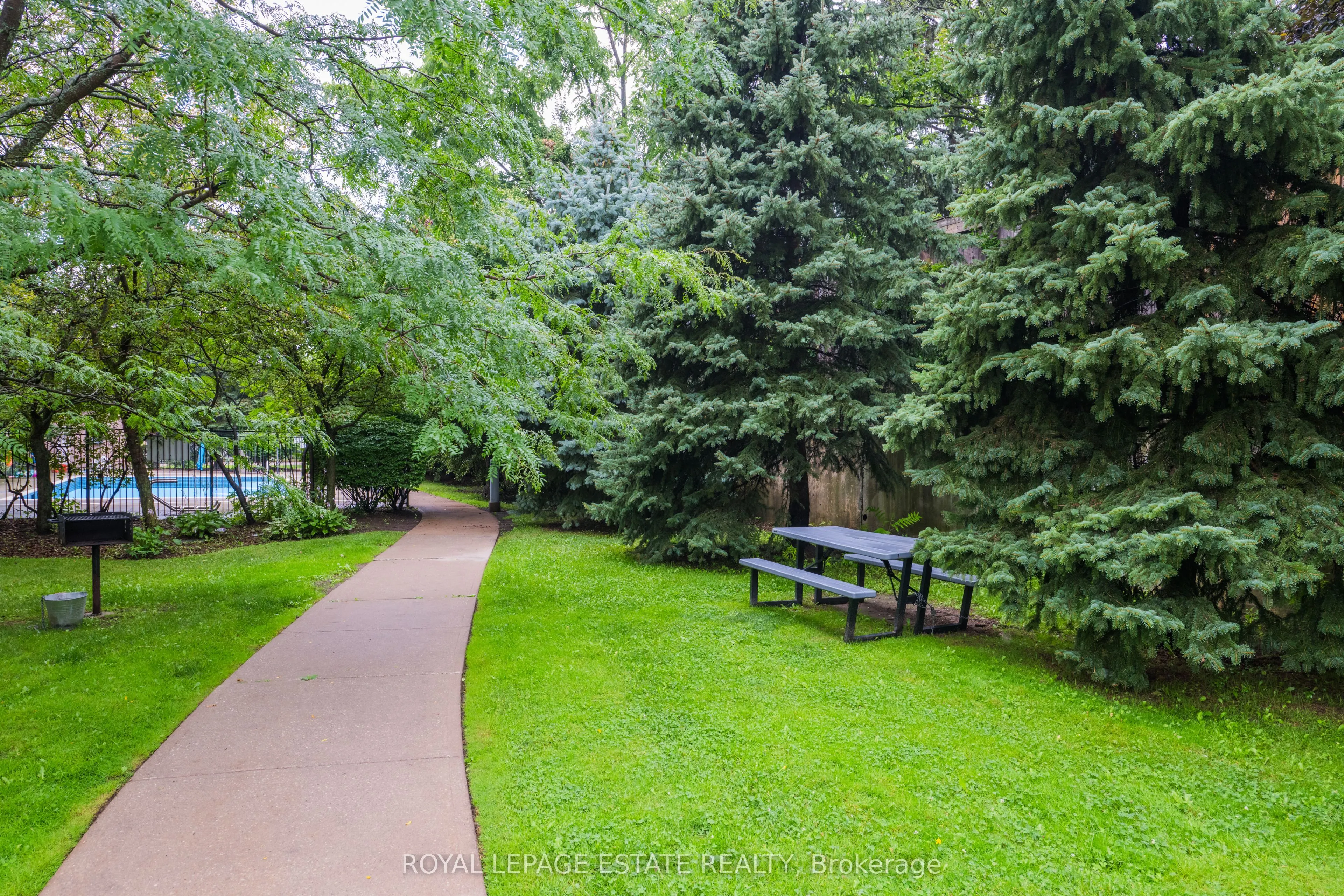 1720 Eglinton Avenue E #623
