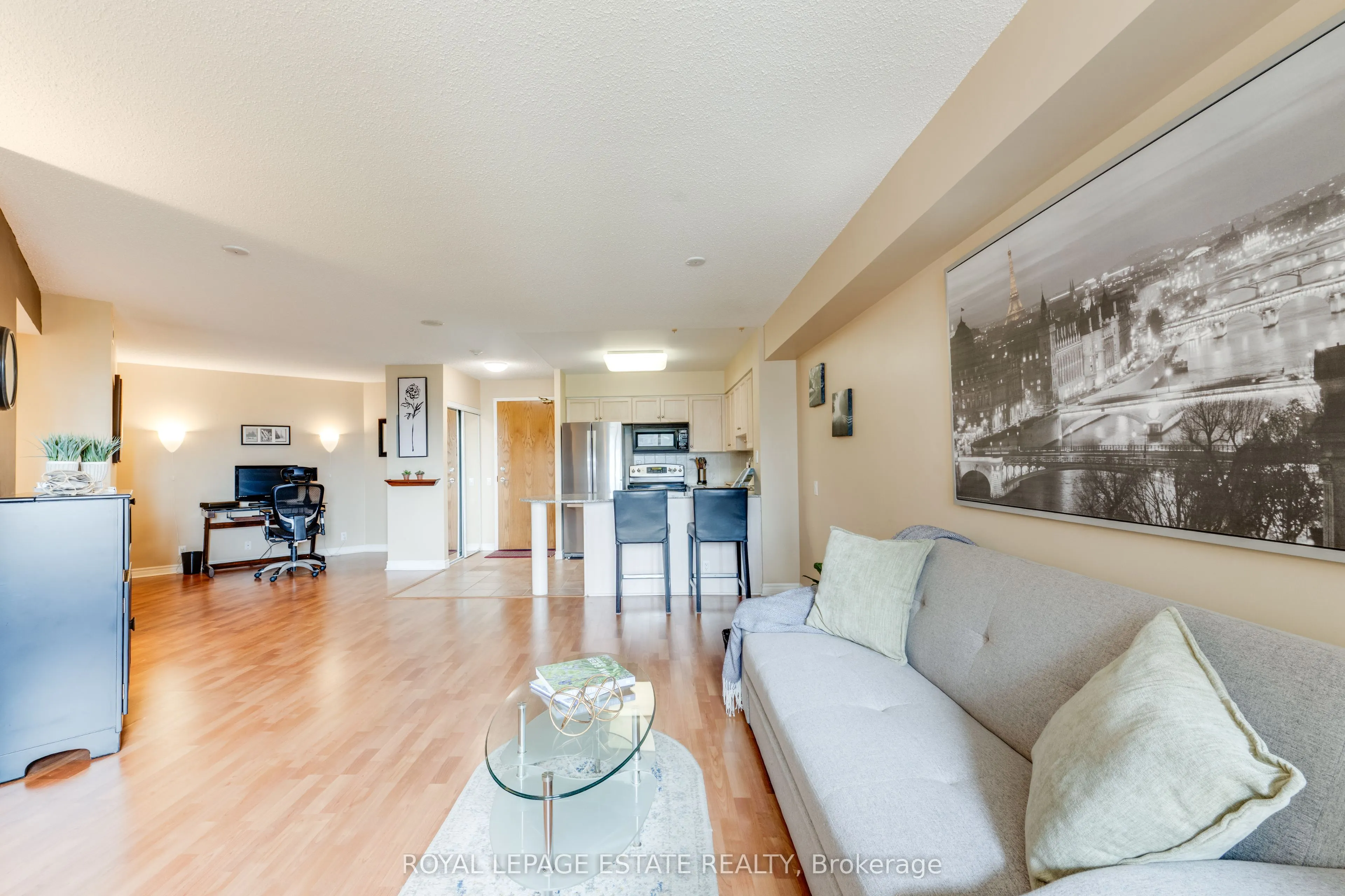 1720 Eglinton Avenue E #623