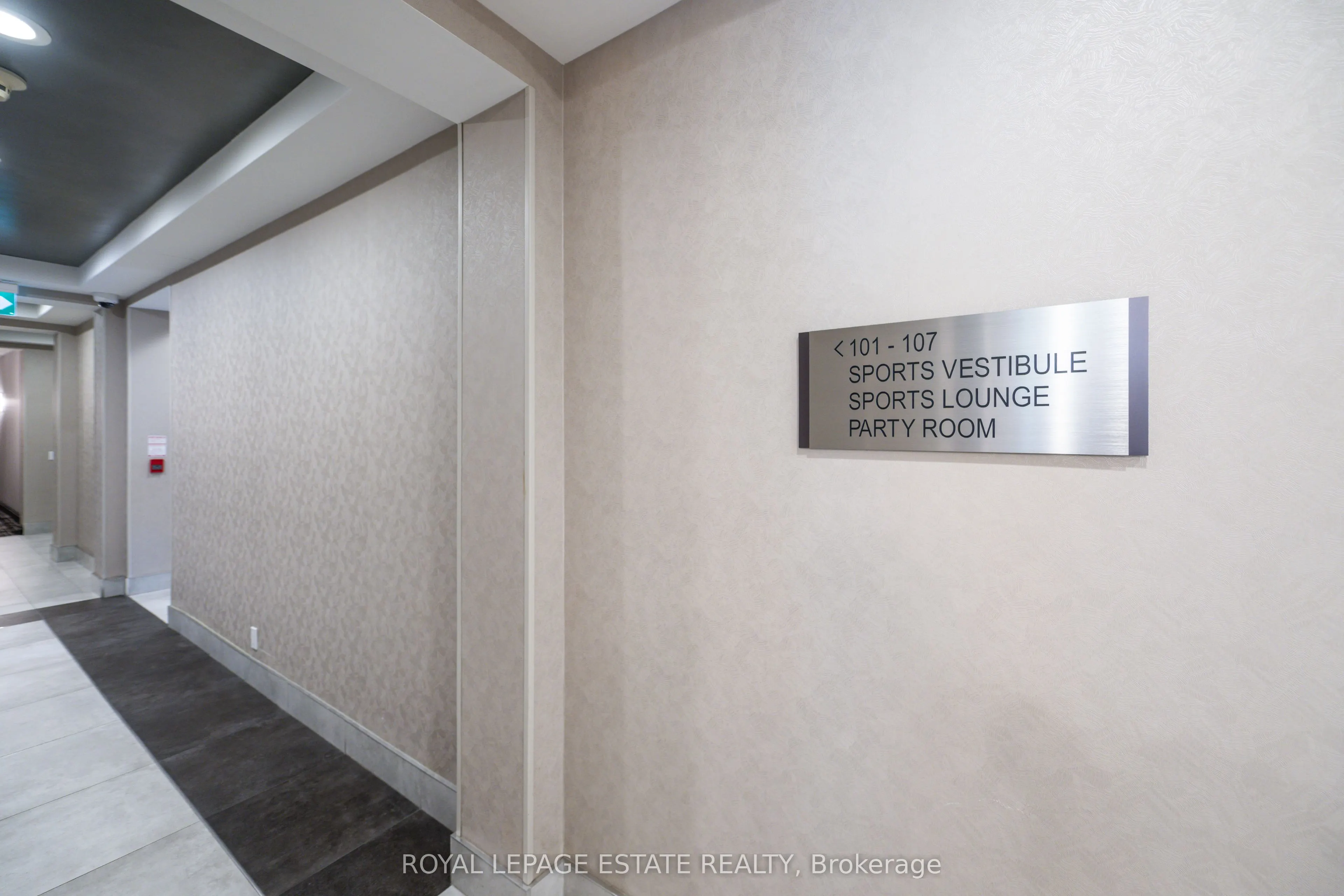 1720 Eglinton Avenue E #623
