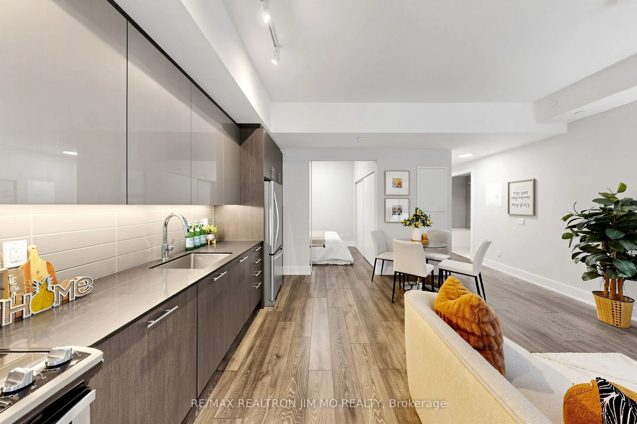 403 Church Street #201