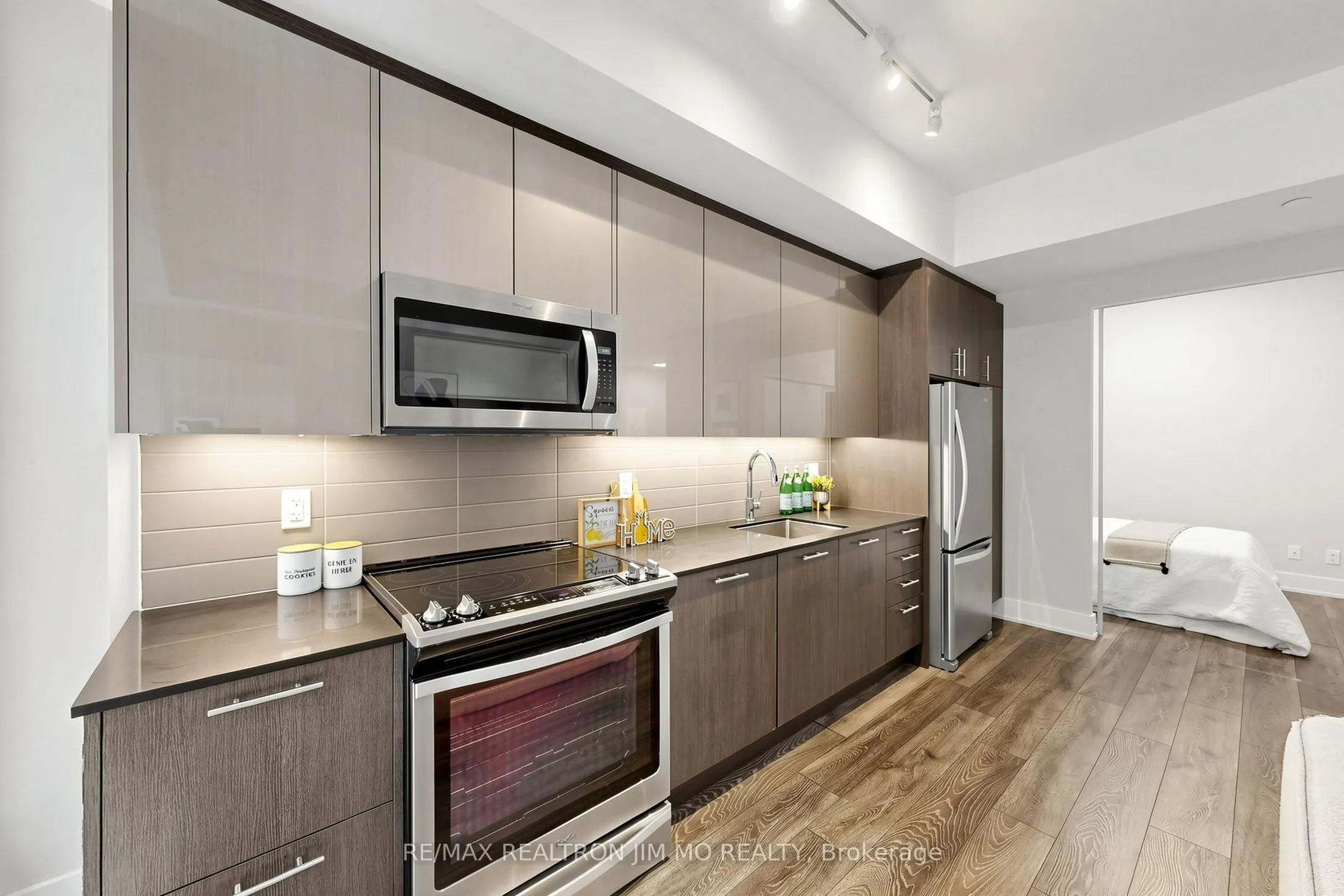 403 Church Street #201