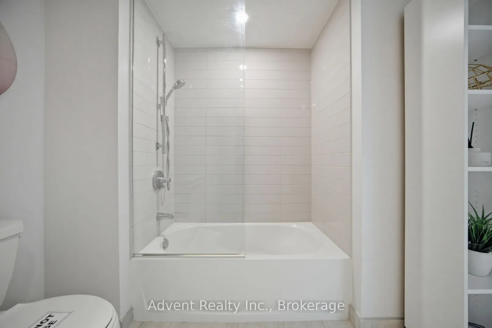 8 Cumberland Street #2308