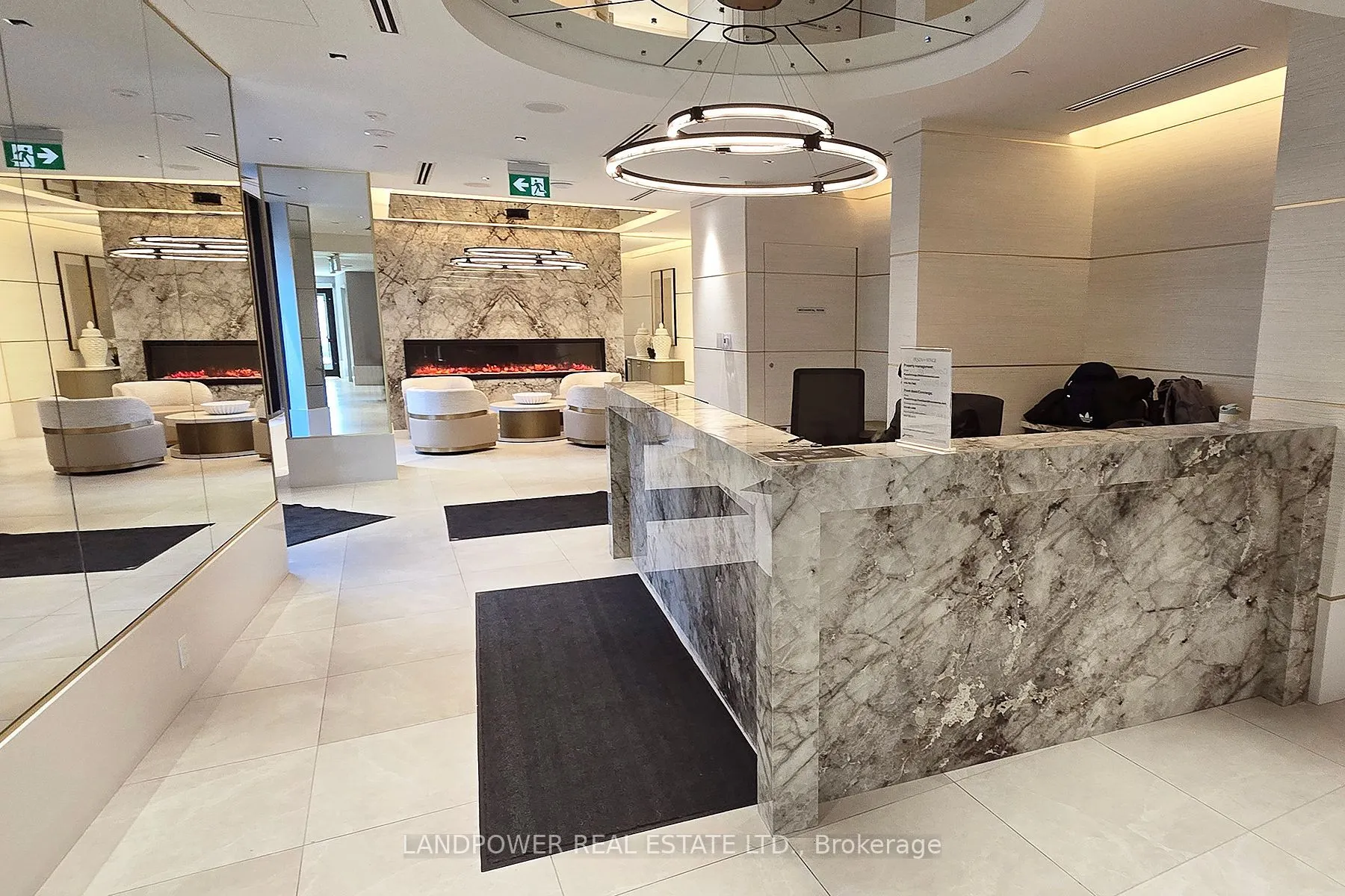5858 Yonge Street #703
