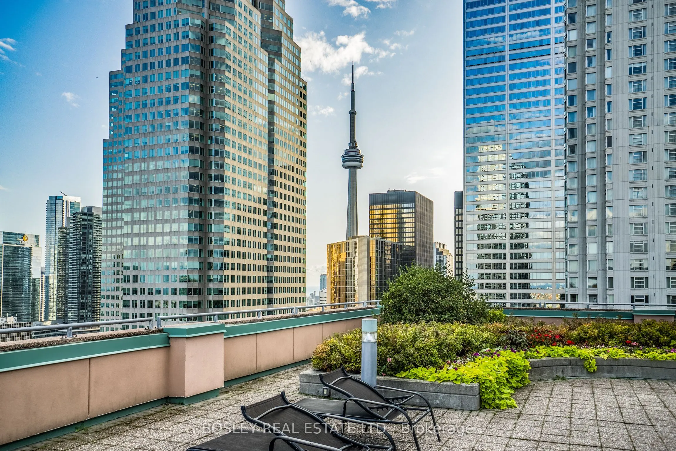 7 King Street E #1105