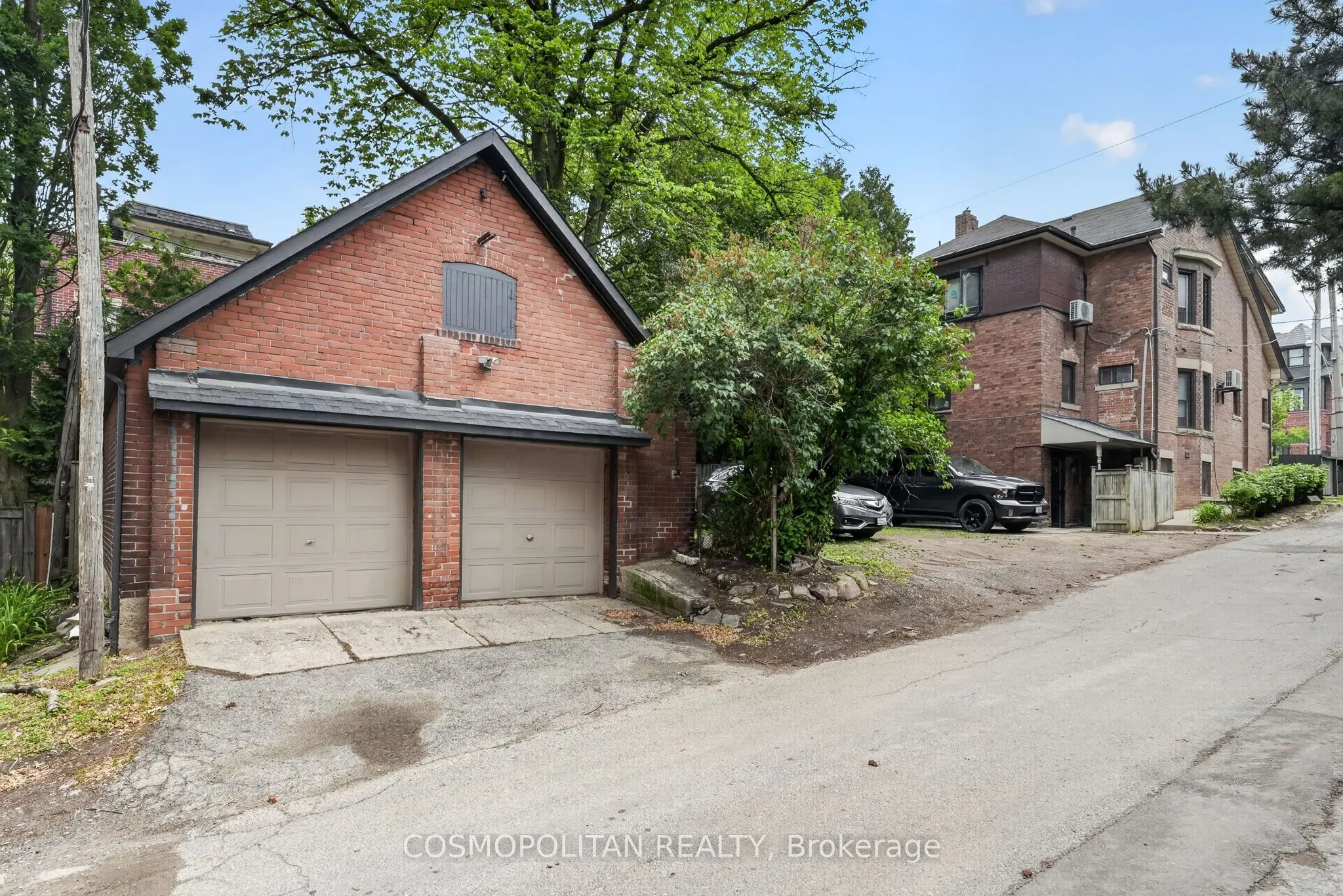 380 Spadina Road