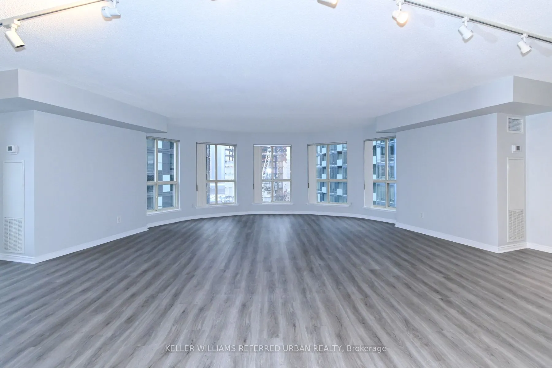25 The Esplanade #1604