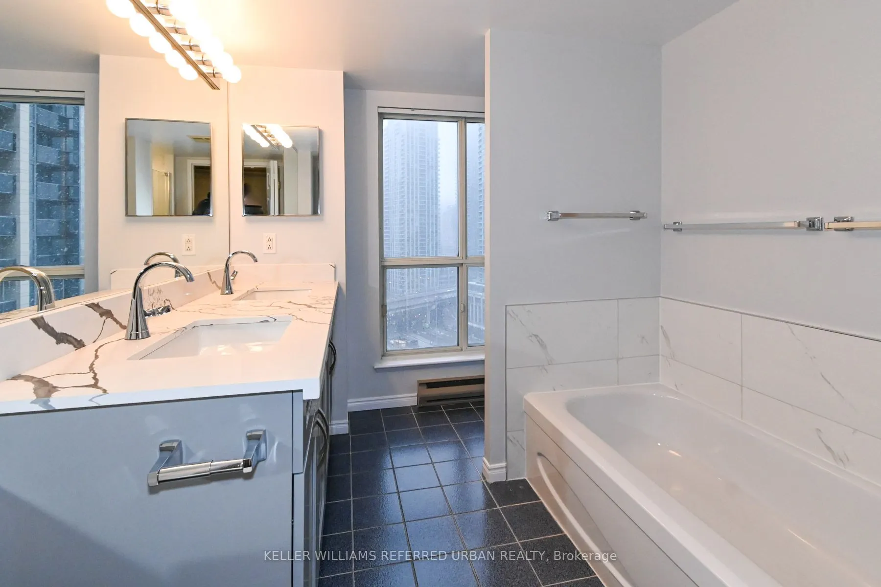 25 The Esplanade #1604