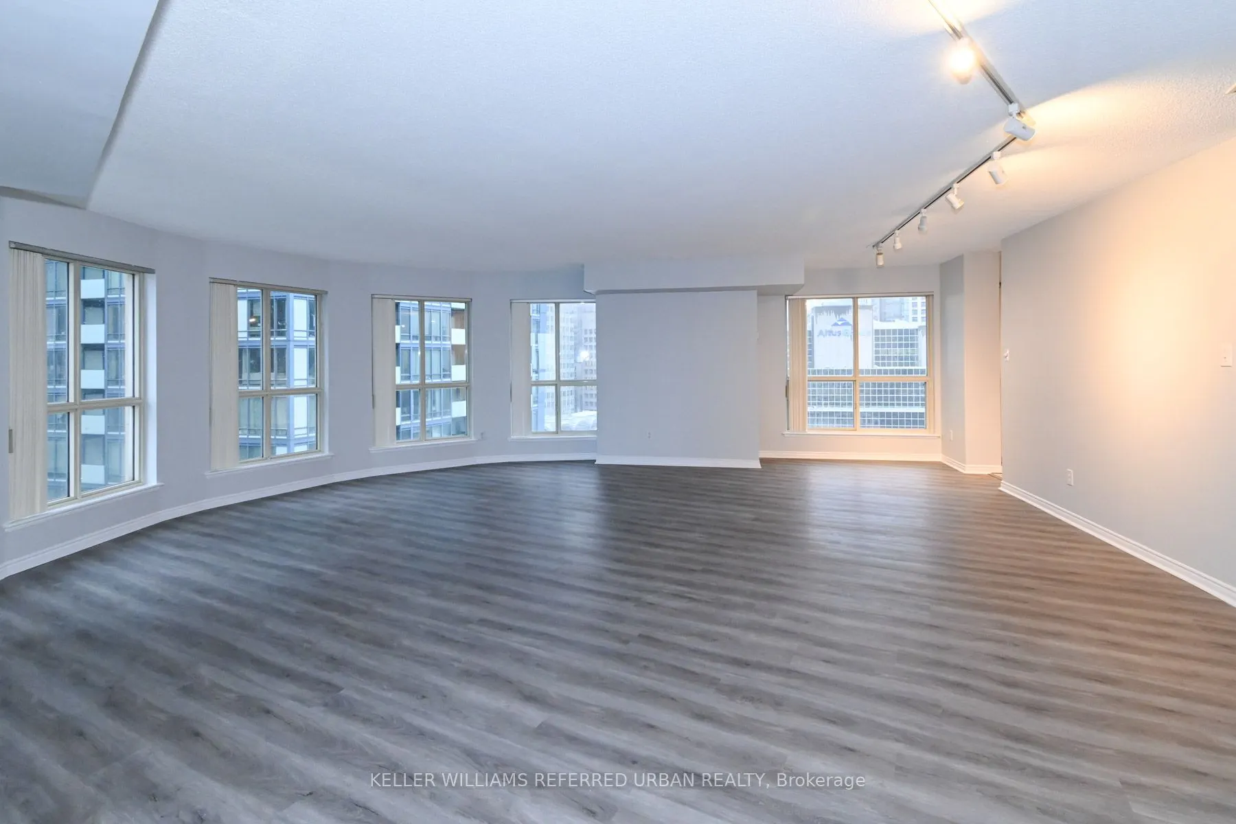 25 The Esplanade #1604