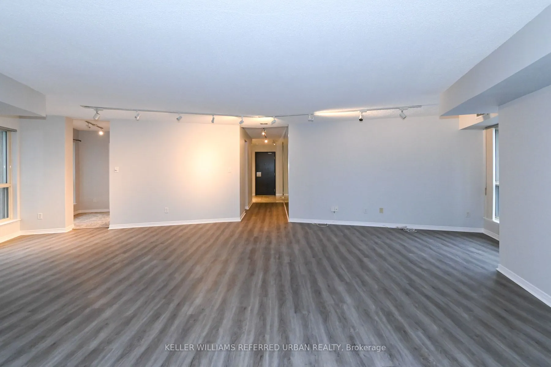 25 The Esplanade #1604