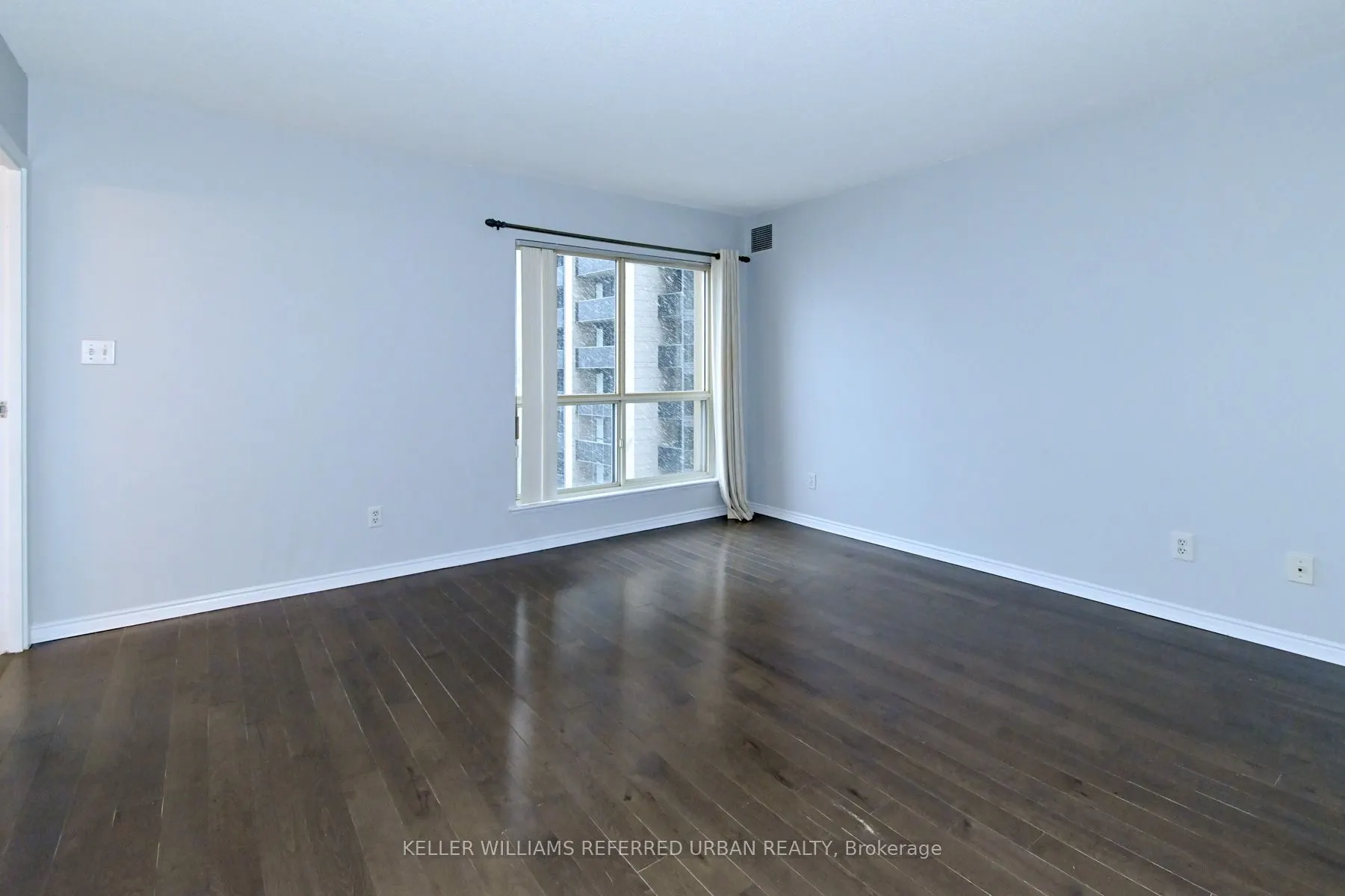 25 The Esplanade #1604