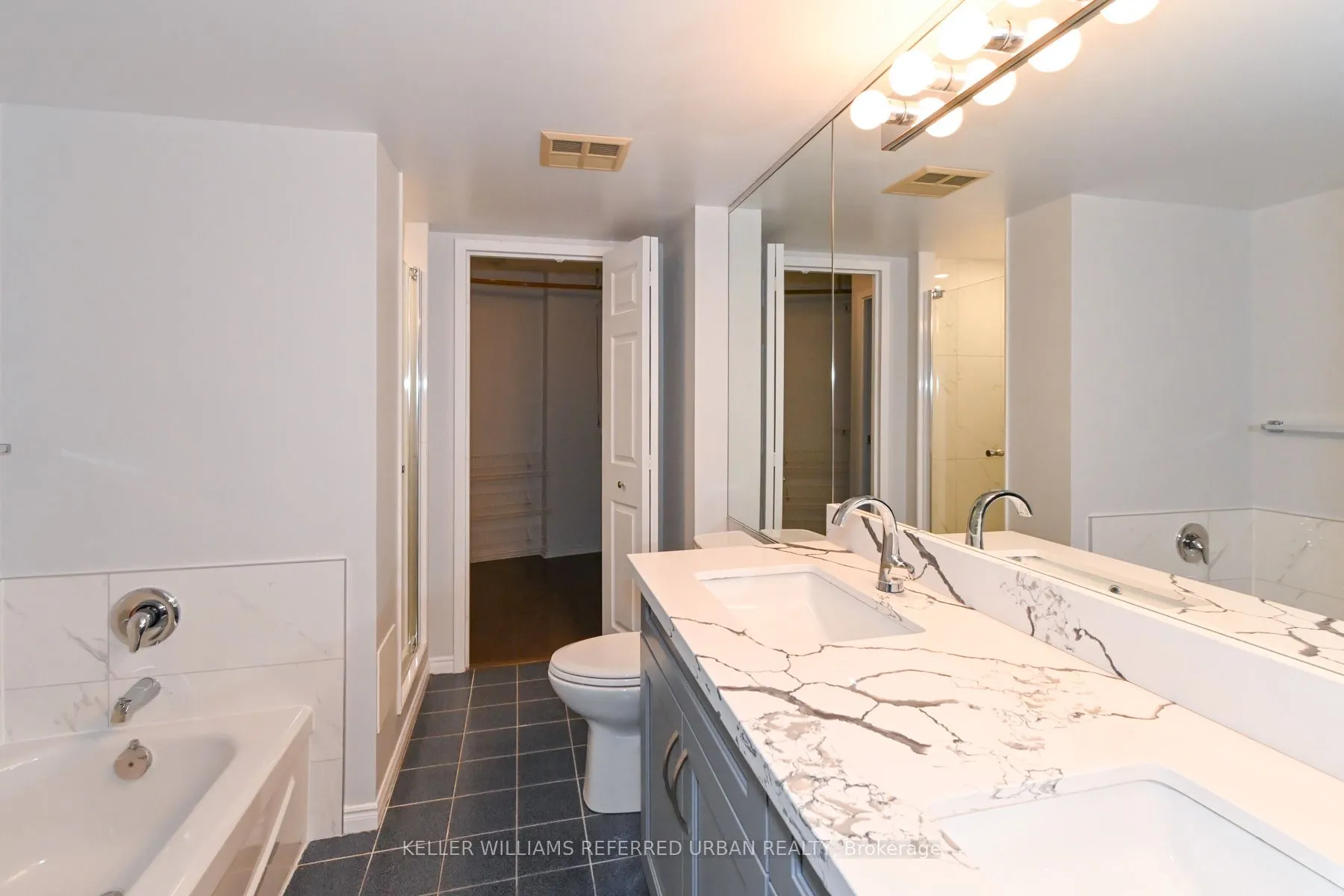 25 The Esplanade #1604