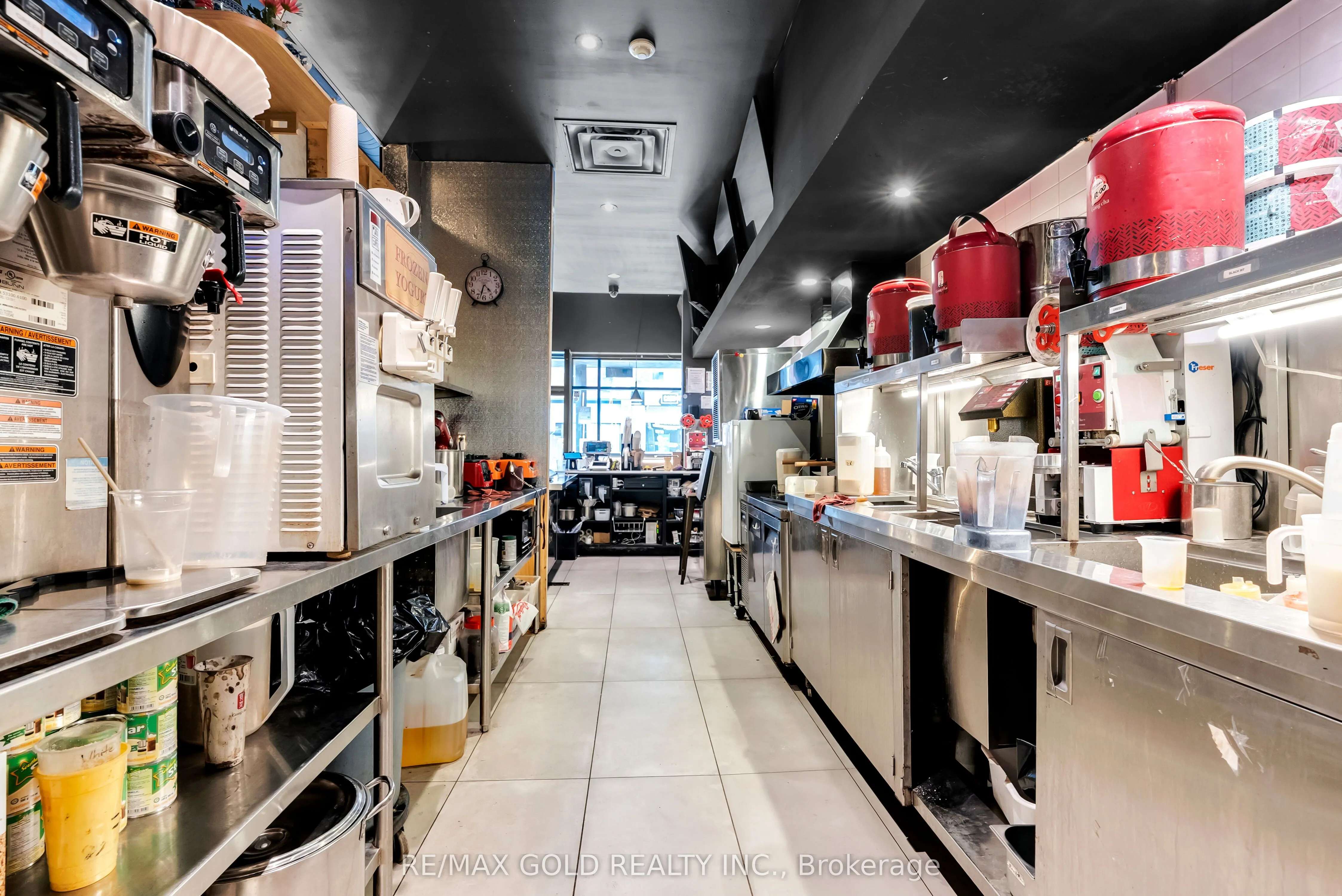 567 Yonge Street
