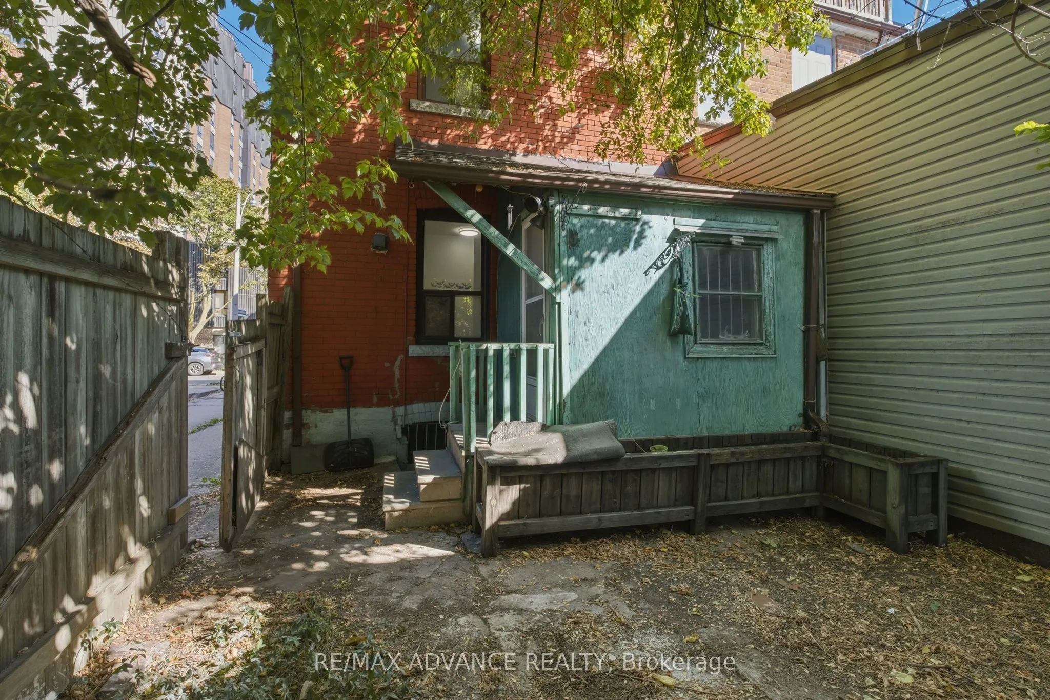82A Augusta Avenue