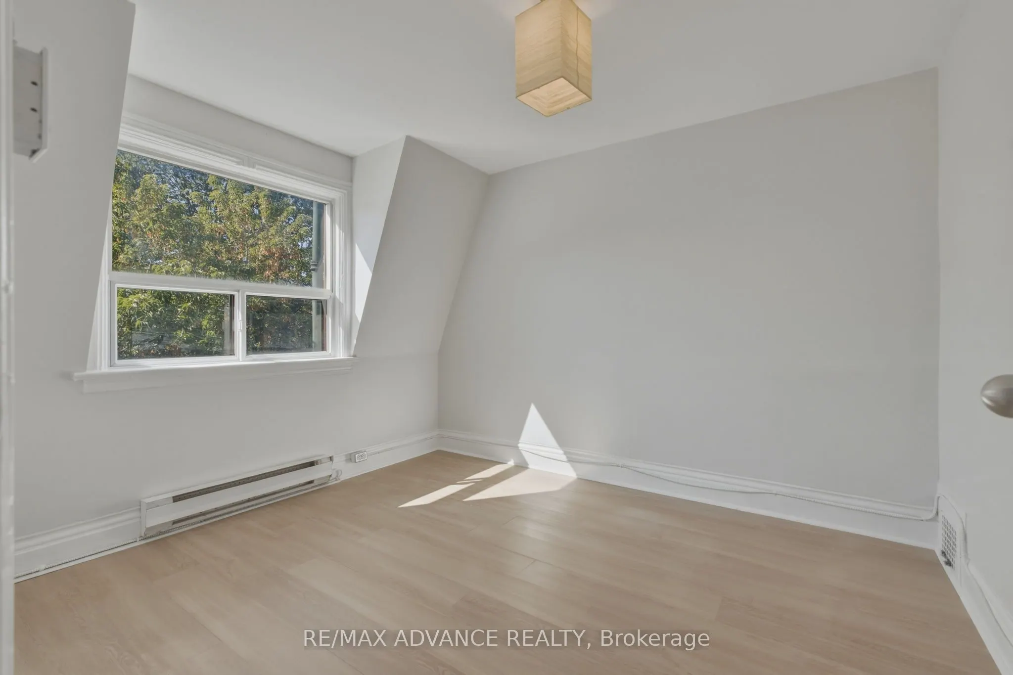 82A Augusta Avenue