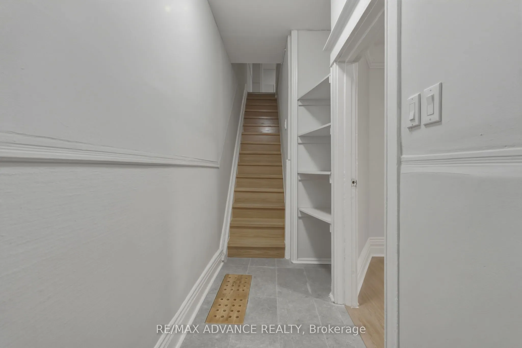 82A Augusta Avenue