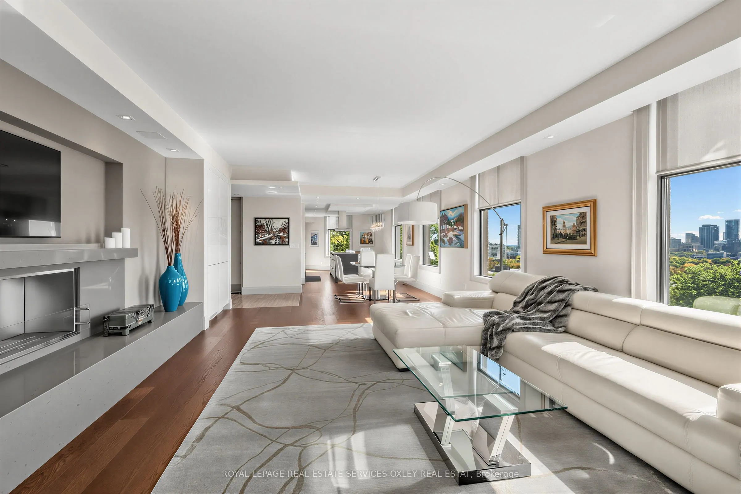 423 Avenue Road #8