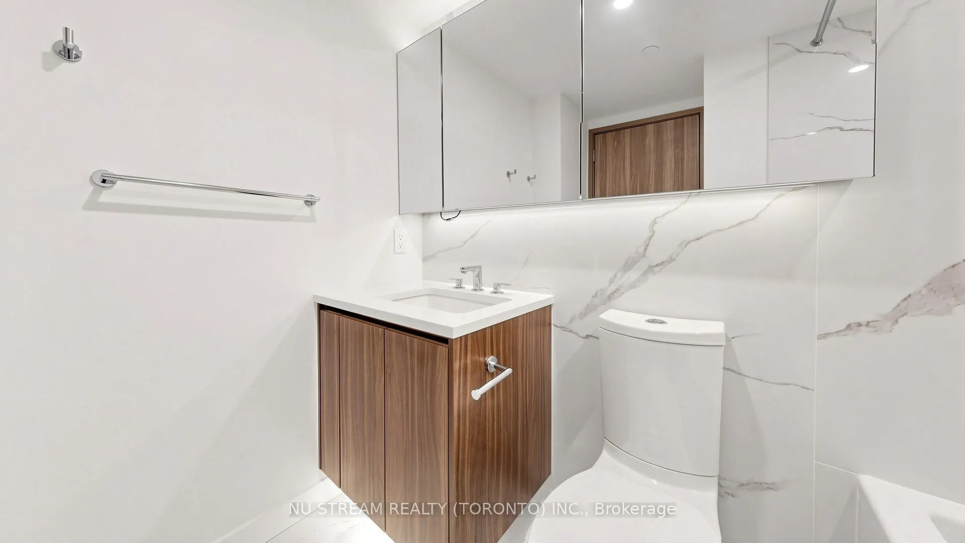 3 Concord Cityplace Way #4805