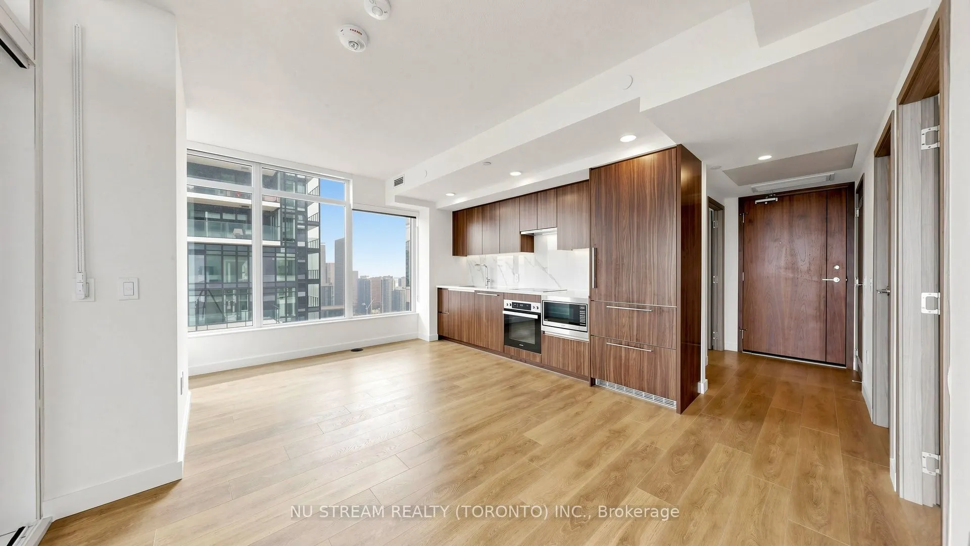 3 Concord Cityplace Way #4805