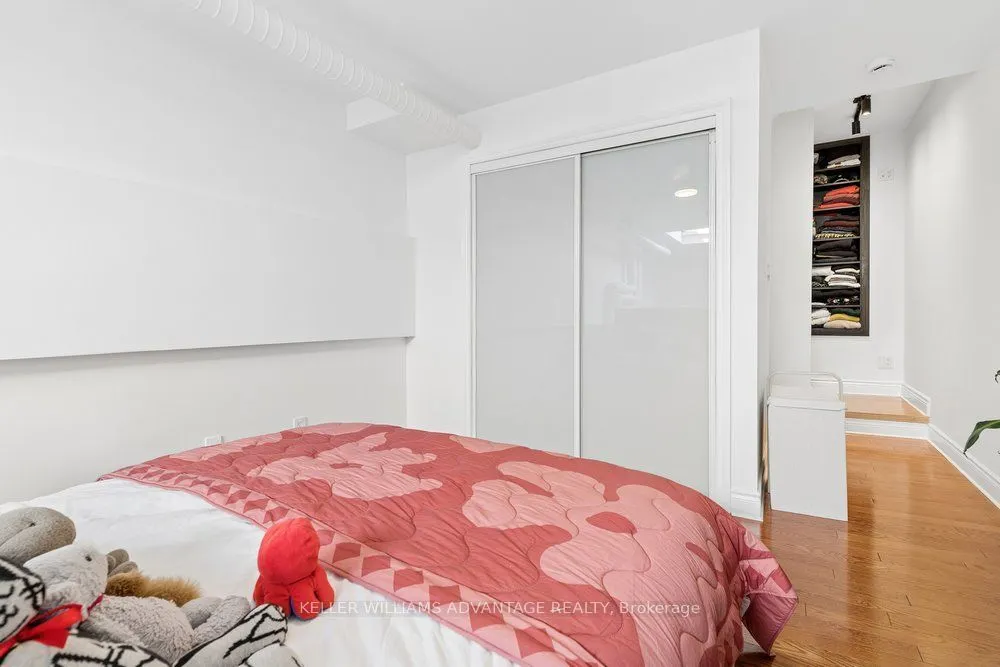 394 Euclid Avenue #201