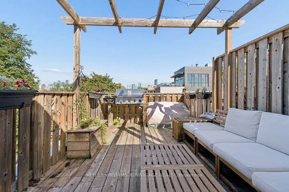 394 Euclid Avenue #201