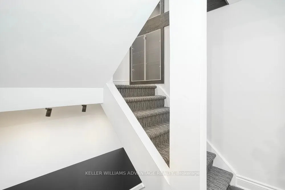 394 Euclid Avenue #201