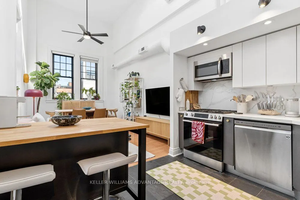 394 Euclid Avenue #201
