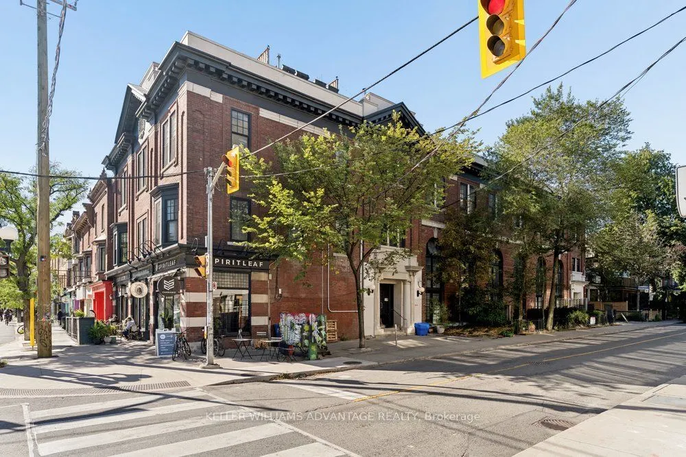 394 Euclid Avenue #201