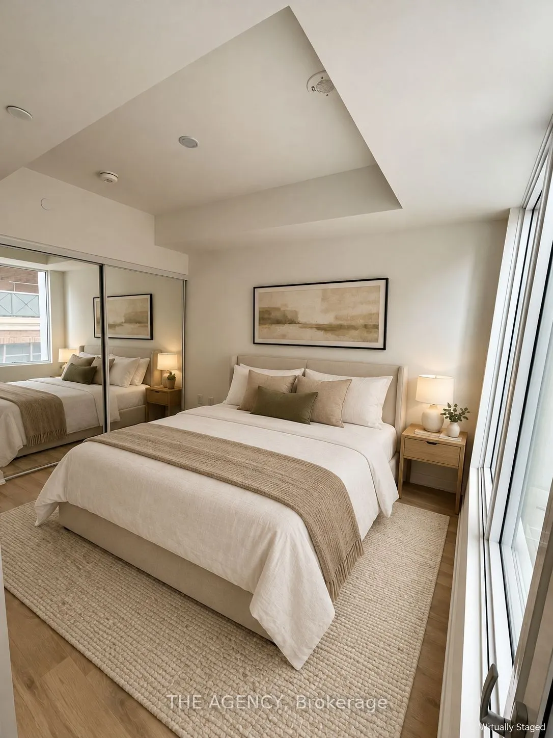 158 Front Street E #208