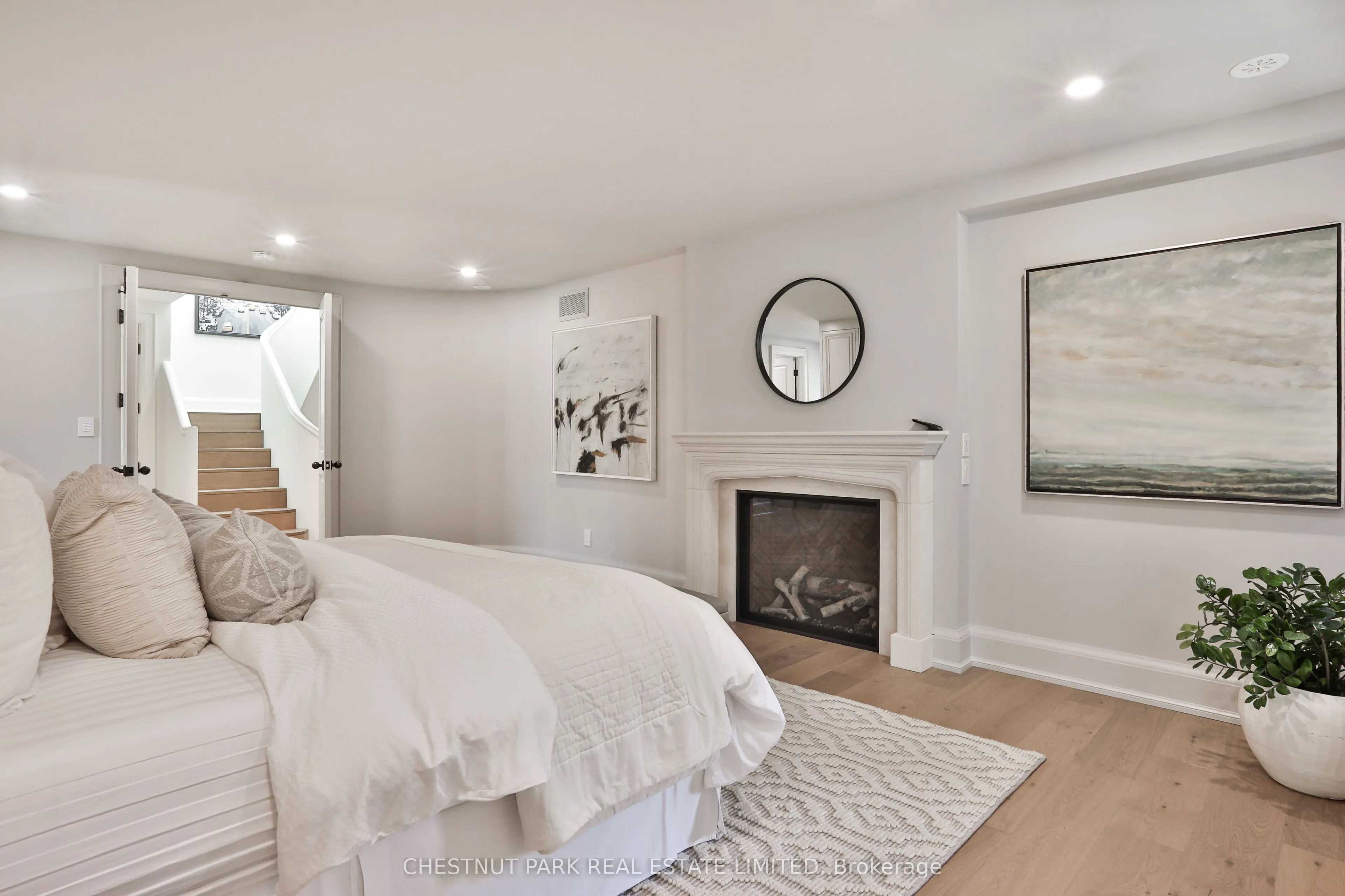 48 Crescent Road