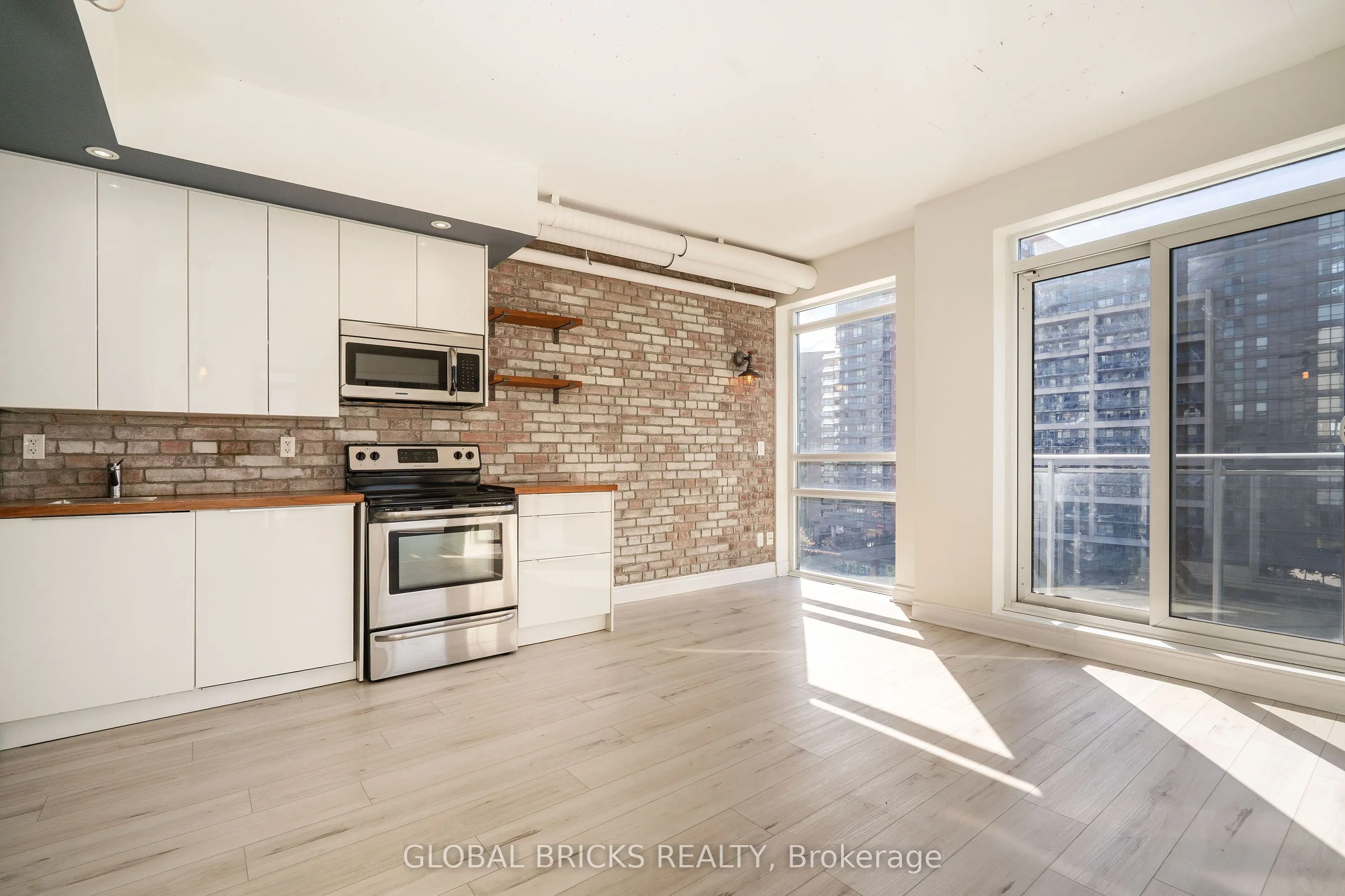 170 Sudbury Street #815