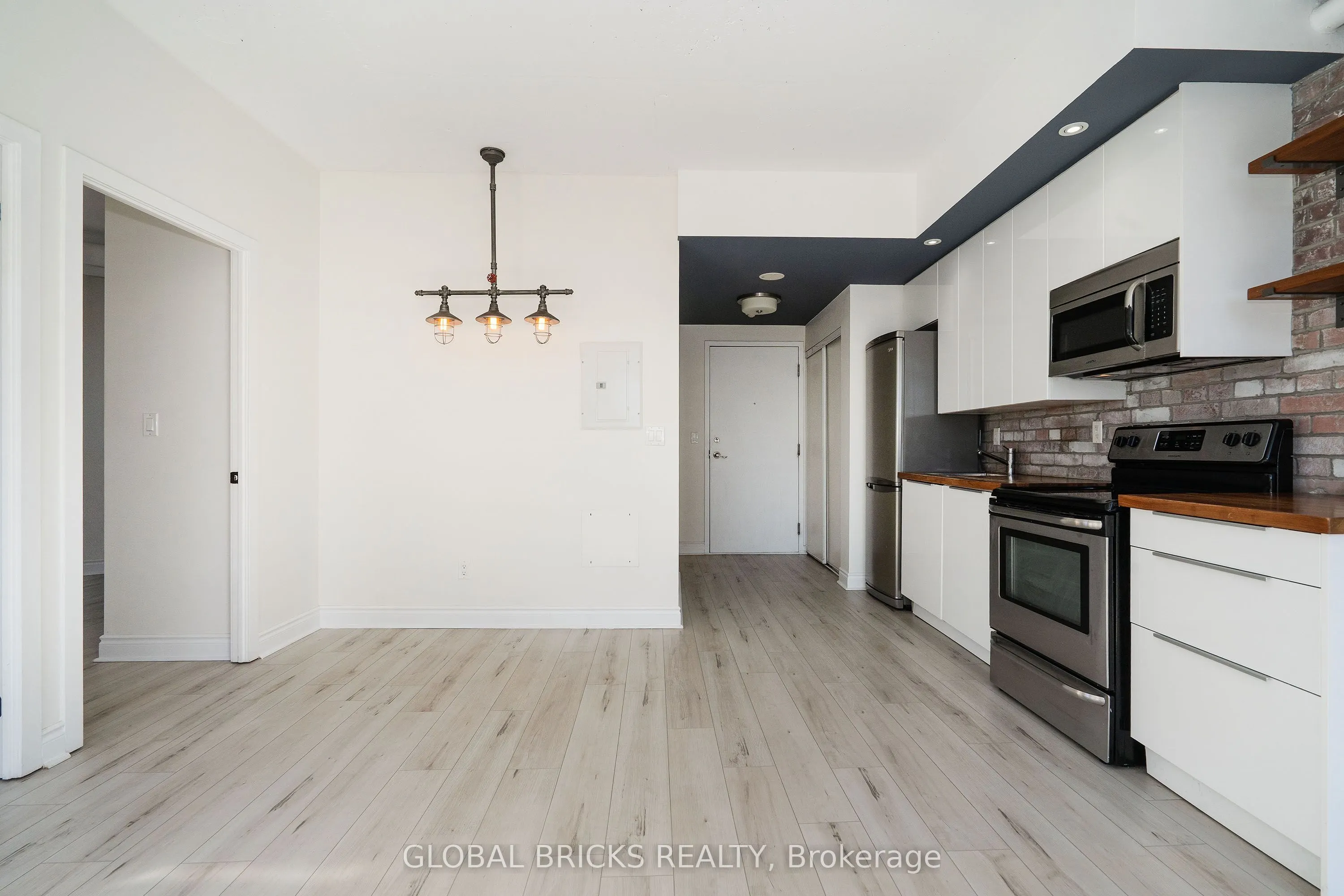 170 Sudbury Street #815
