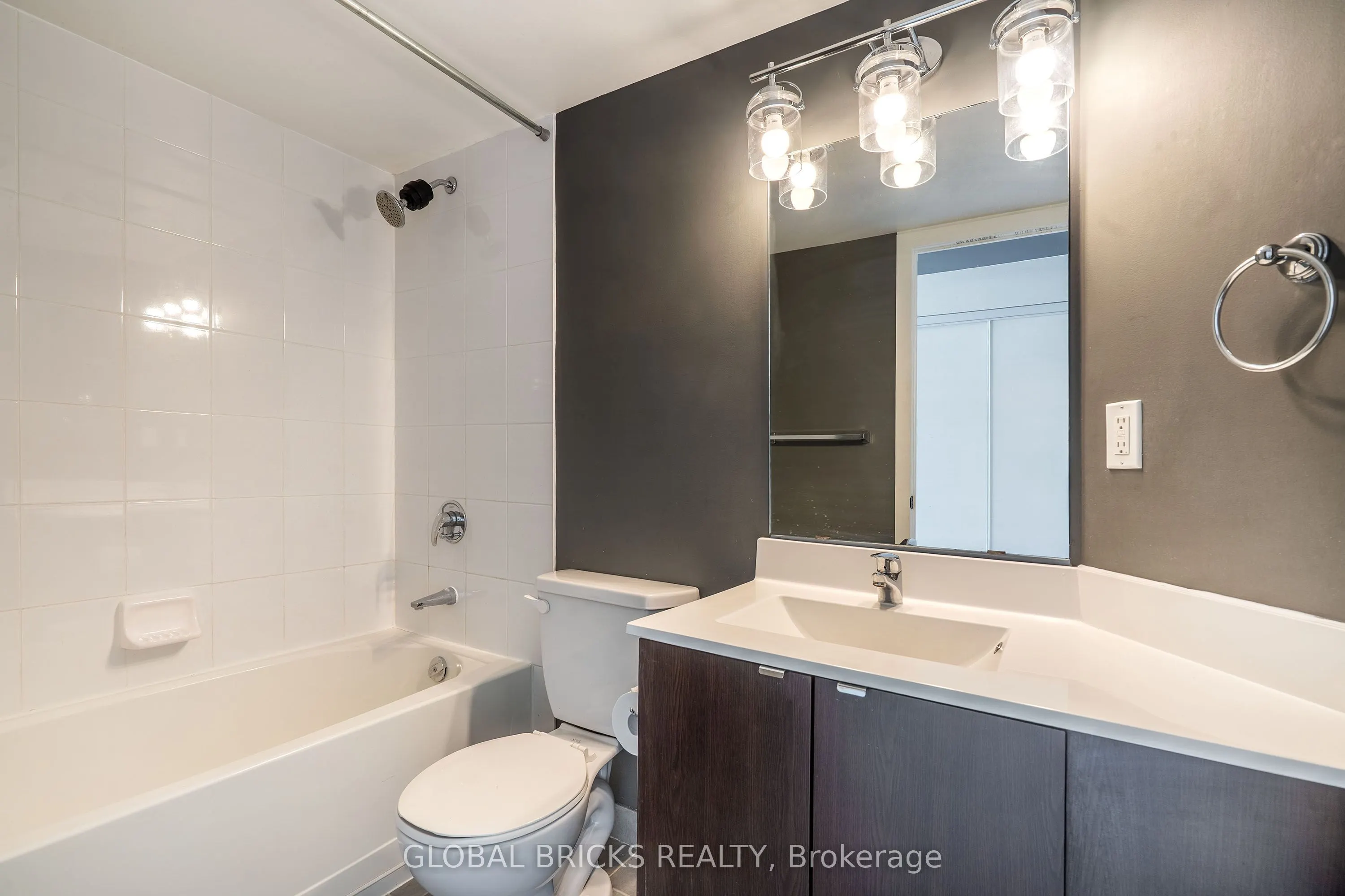 170 Sudbury Street #815