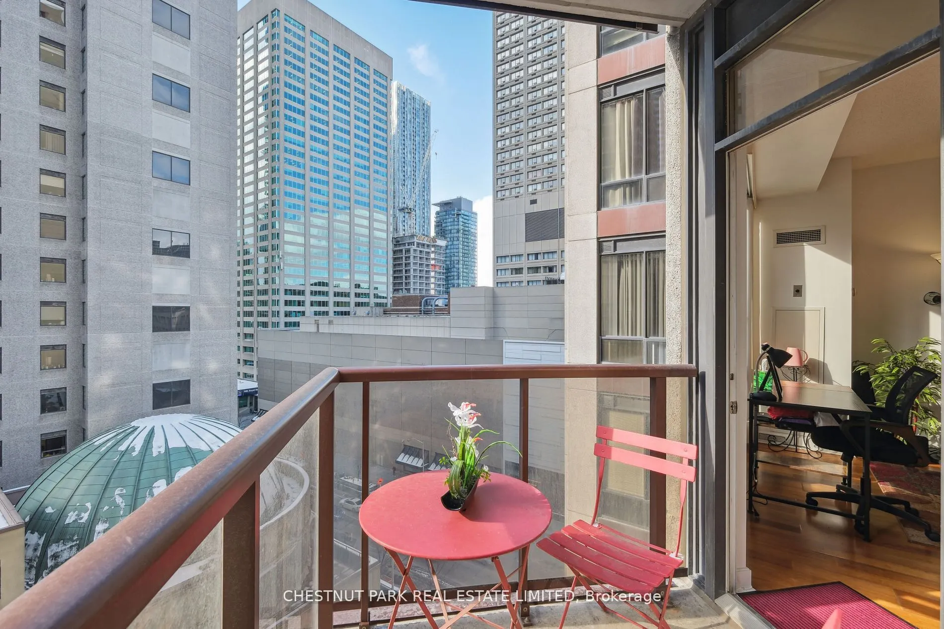 85 Bloor Street E #1014