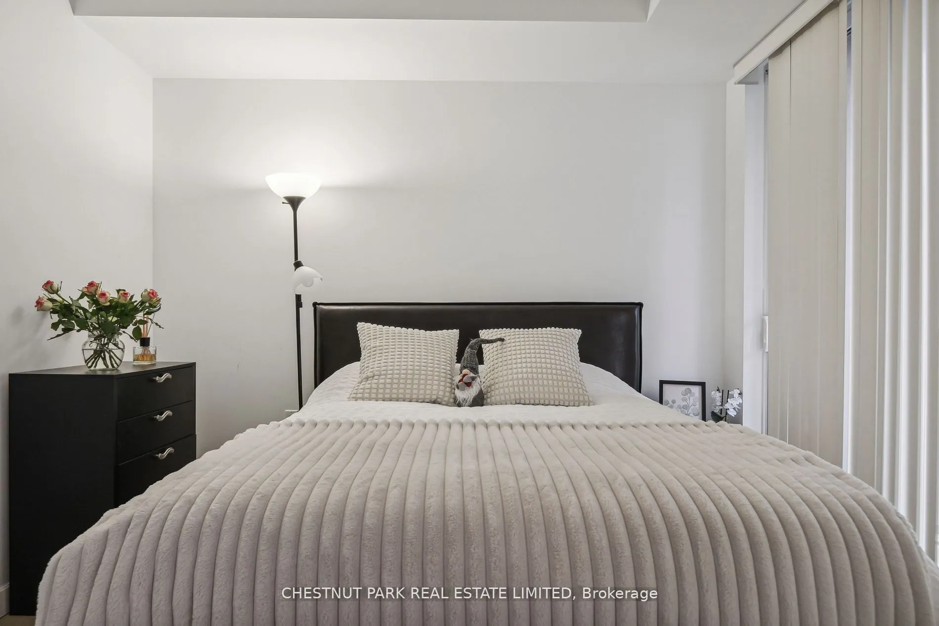 85 Bloor Street E #1014