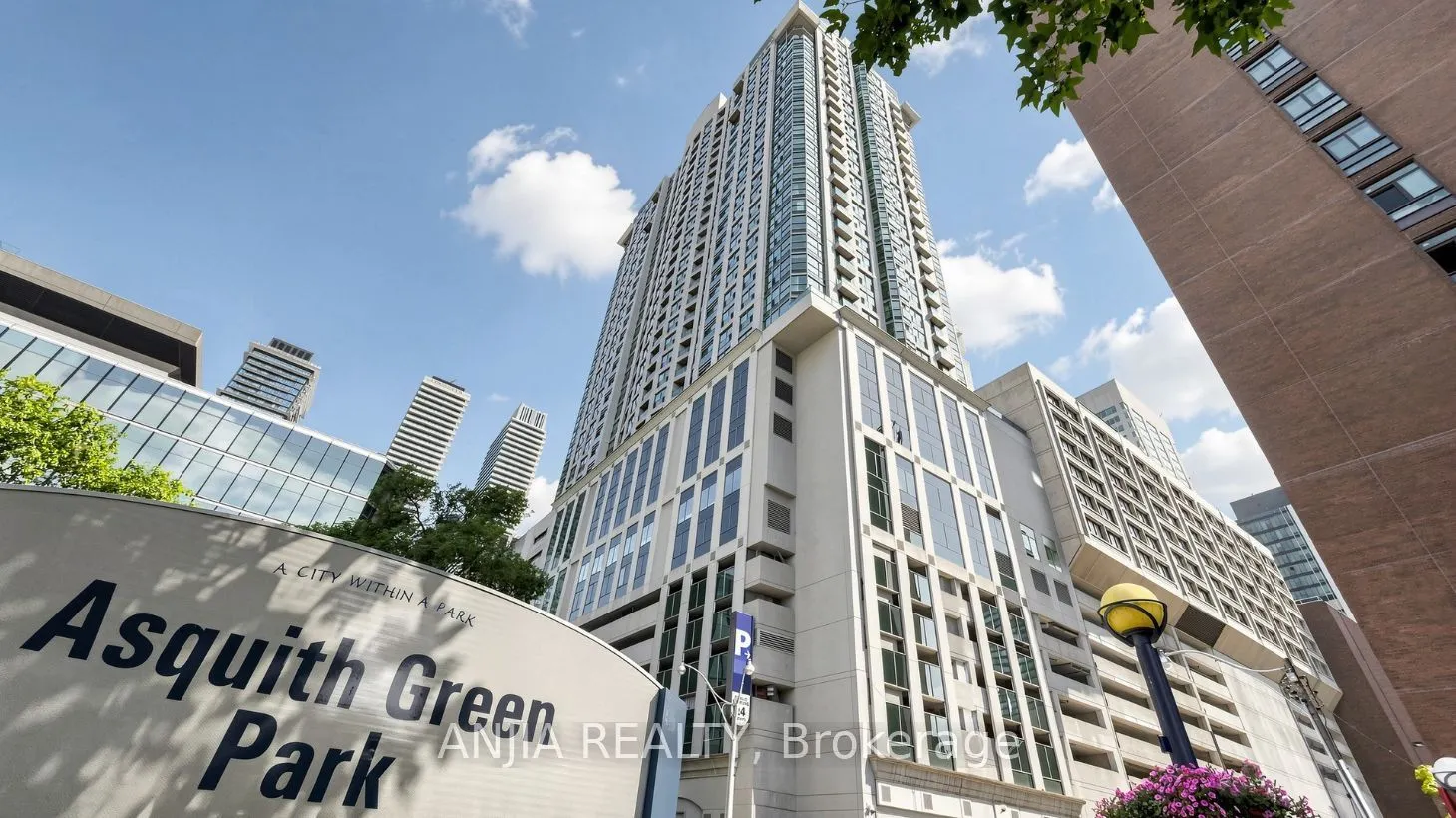 8 Park Road #2011
