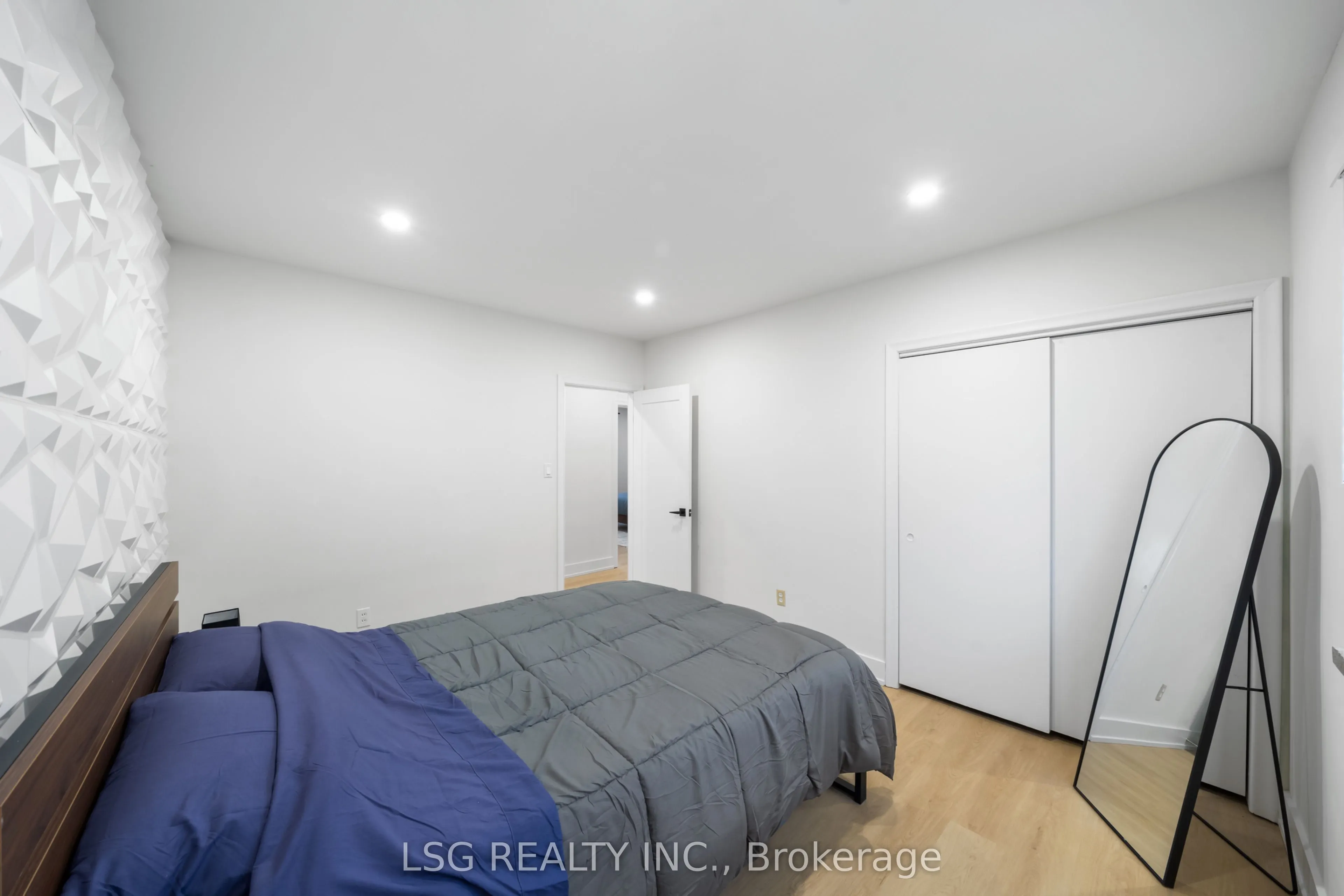 26 Grangemill Crescent